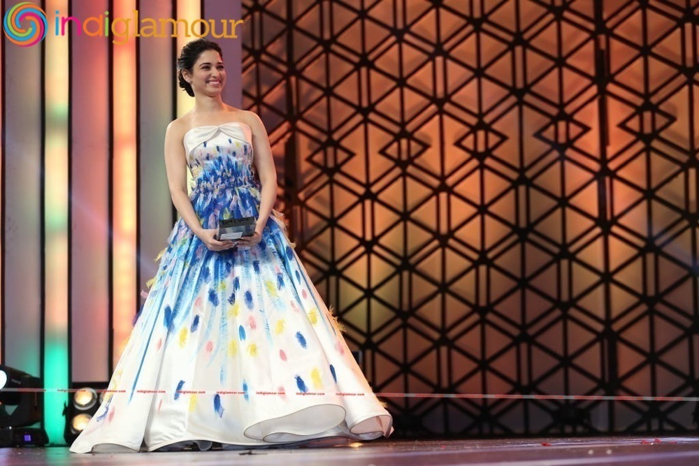Tamannaah Actress hd photo