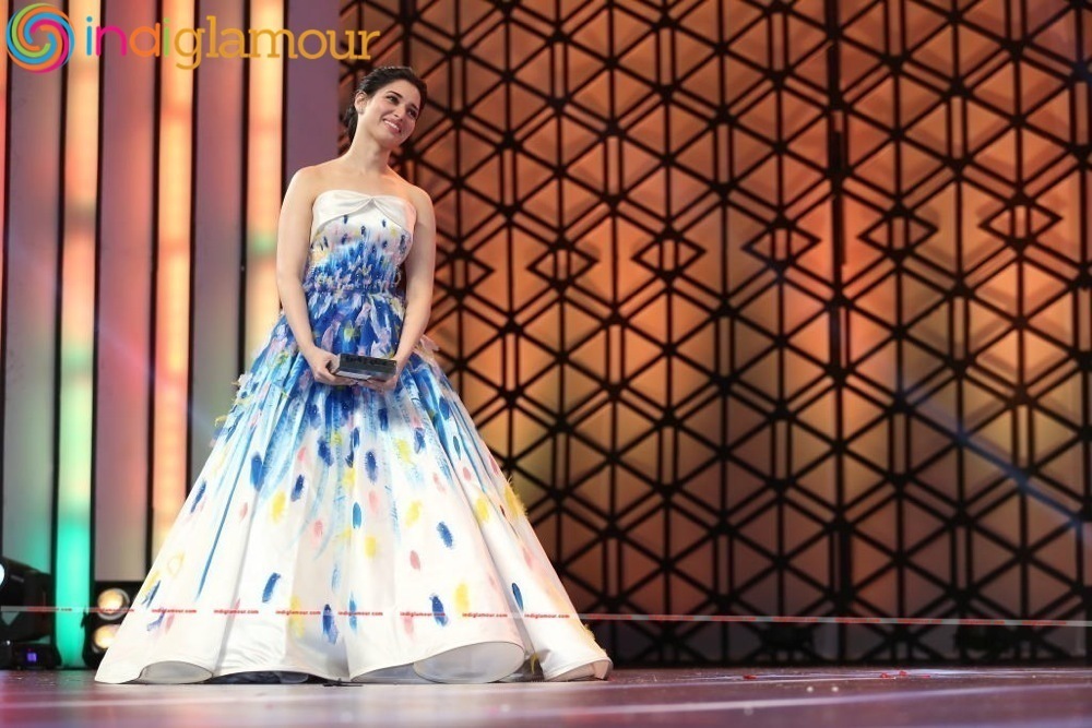 Tamannaah Actress hd photo