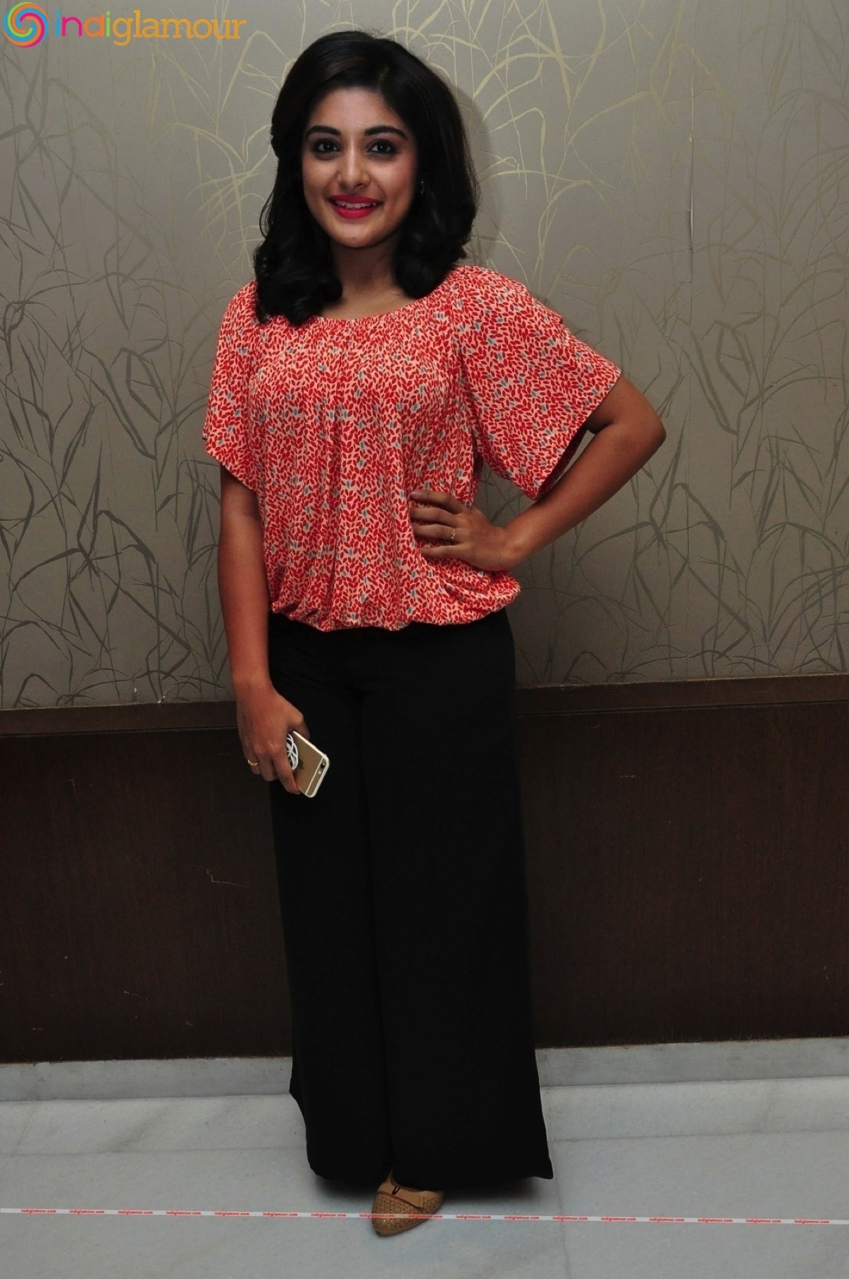 Niveda Thamas Actress hd photo