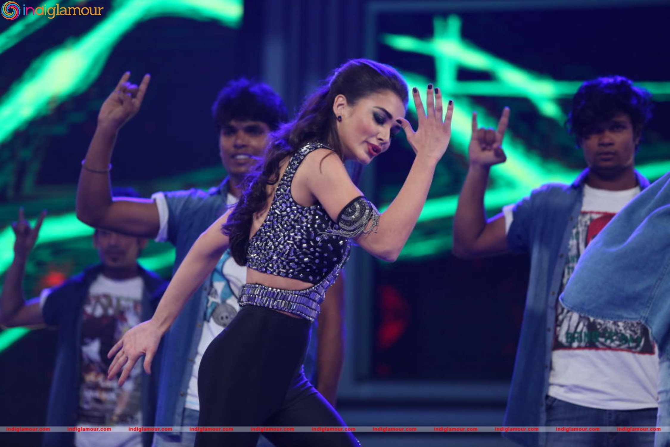 Amy Jackson Actress hd photo