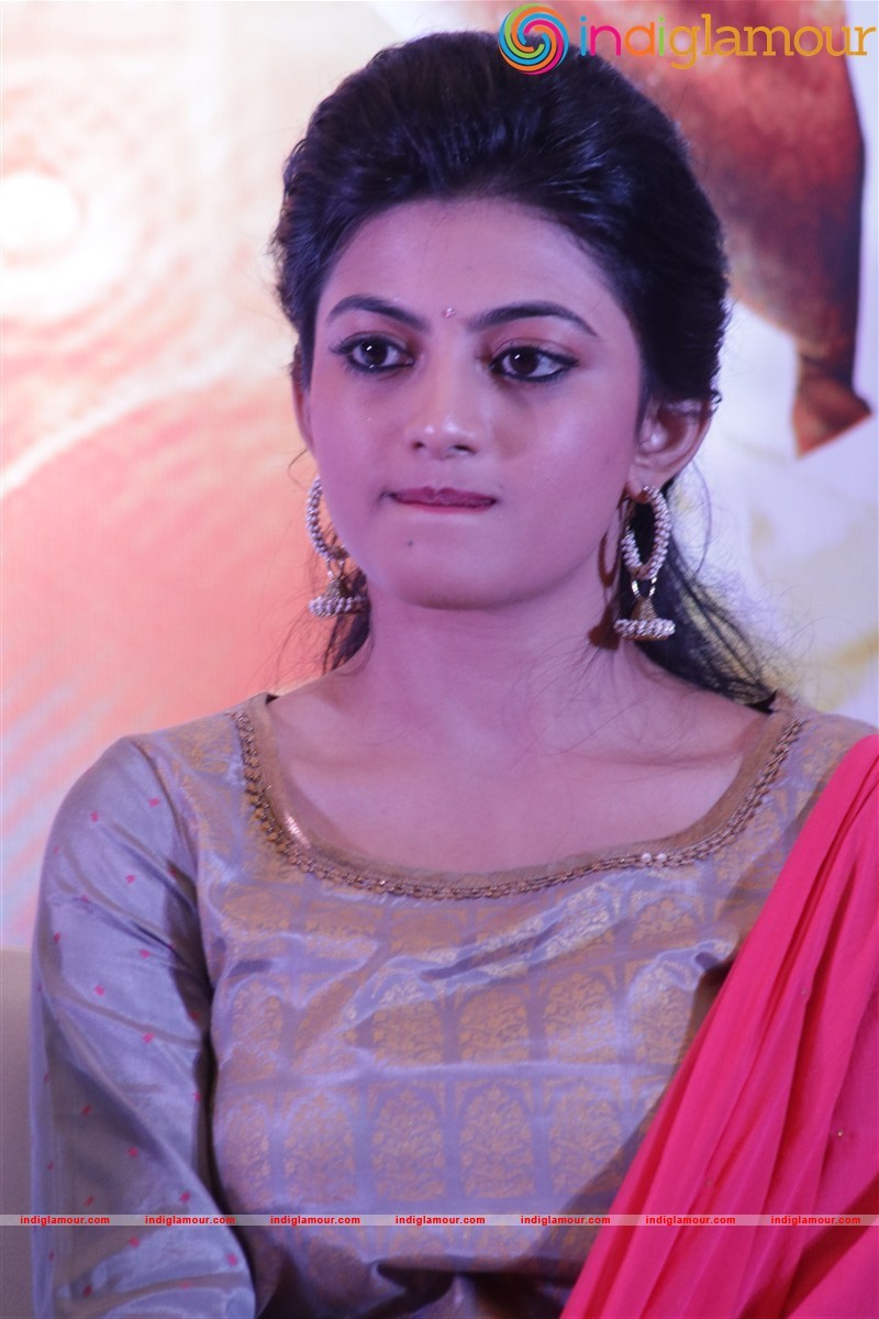 Anandhi Actress hd photo
