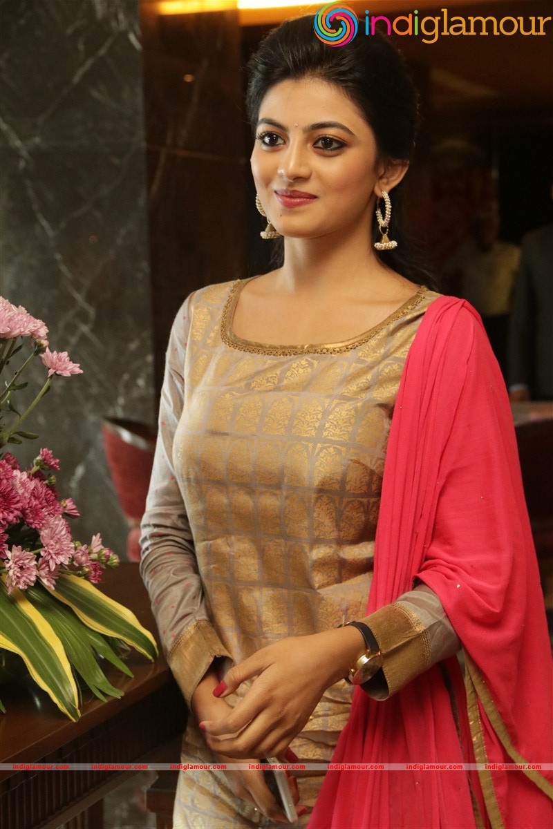 Anandhi Actress hd photo