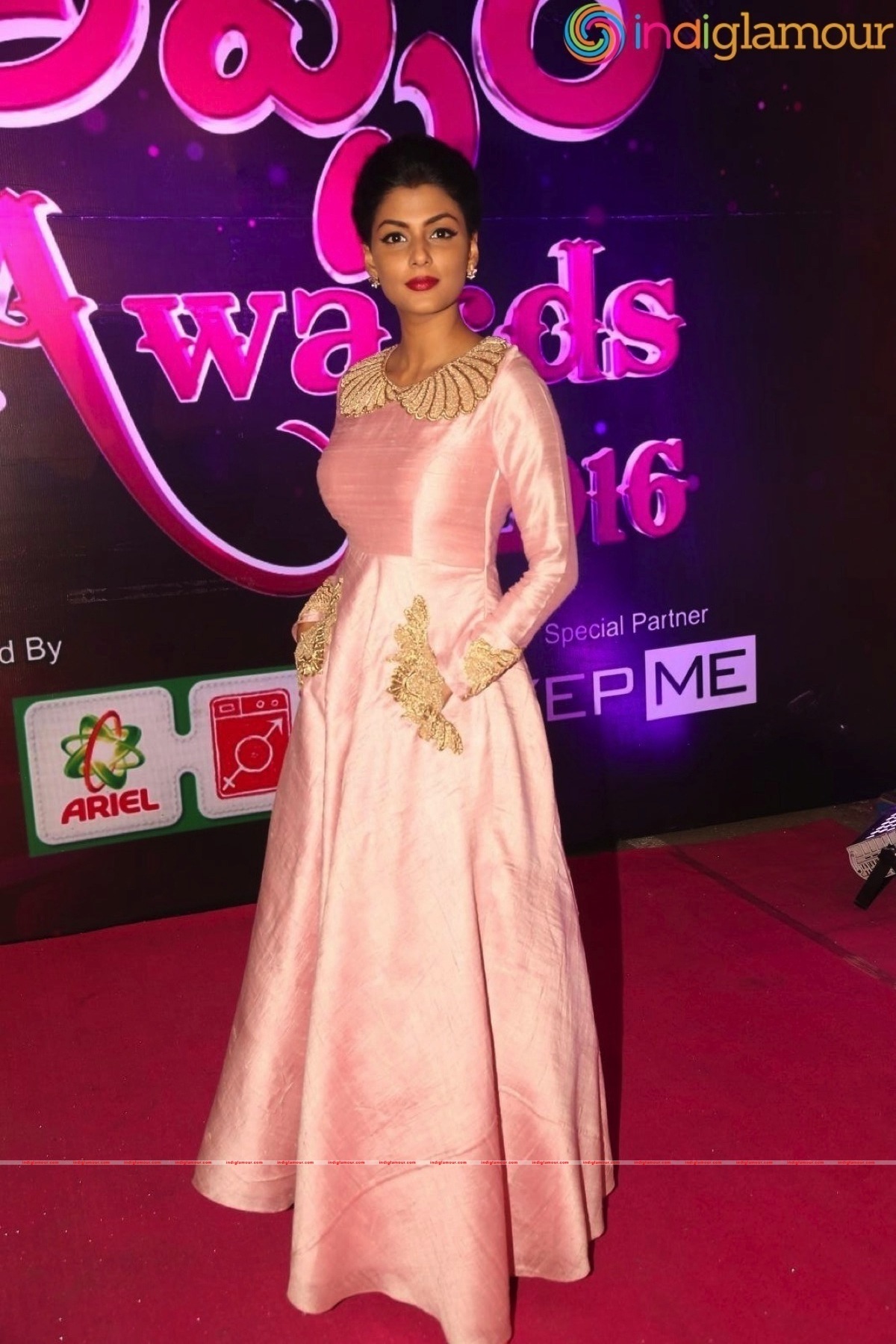 Anisha Ambrose Actress hd photo