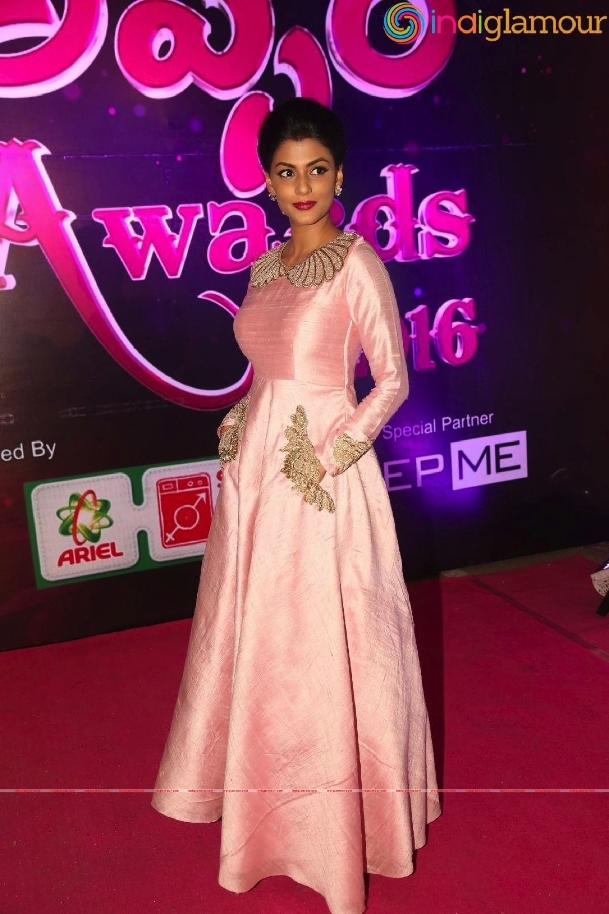 Anisha Ambrose Actress hd photo