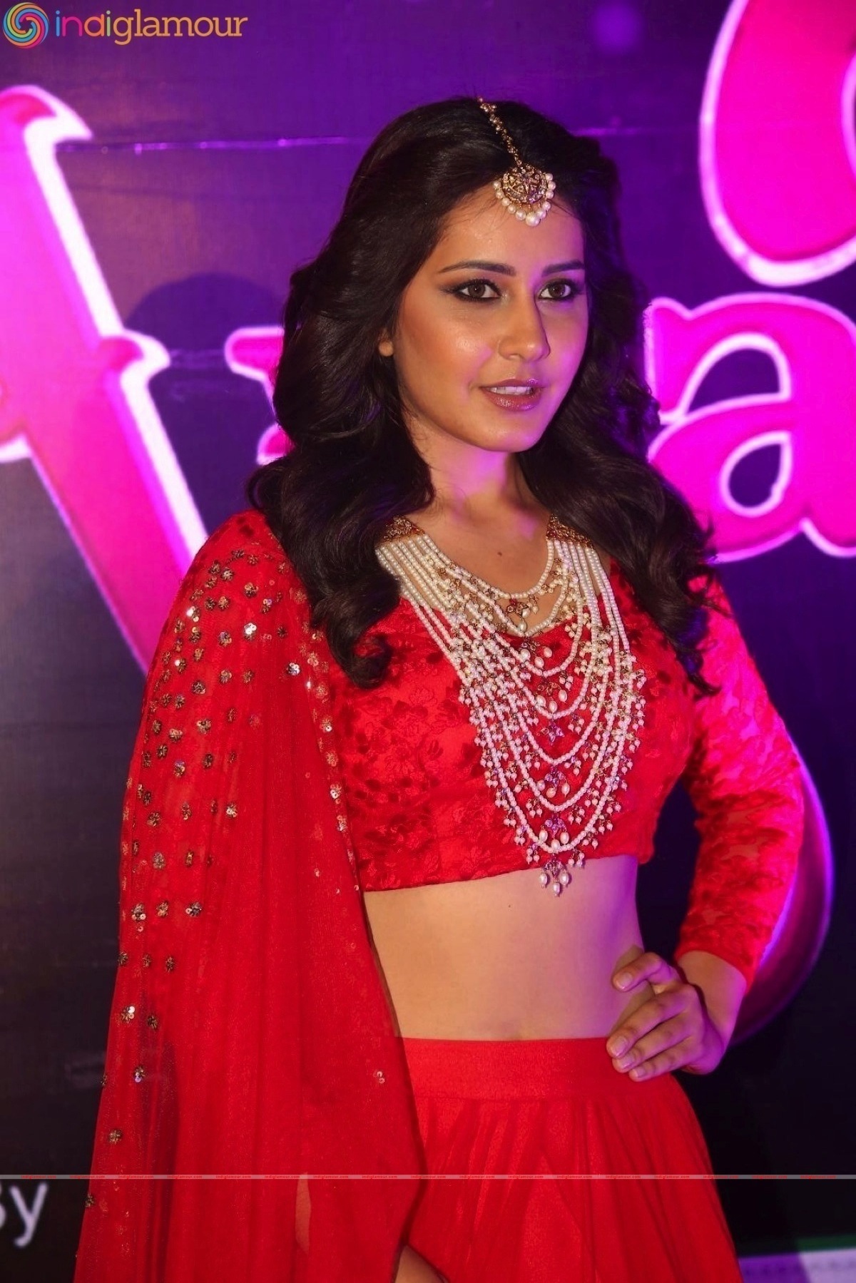 Raashi Khanna Actress hd photo