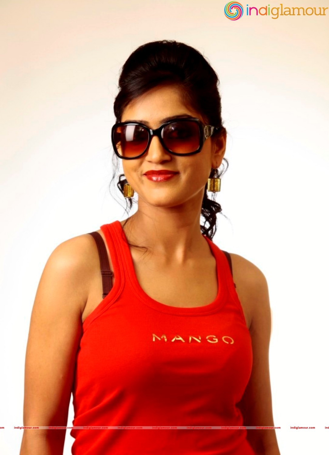 Divya Singh Actress hd photo
