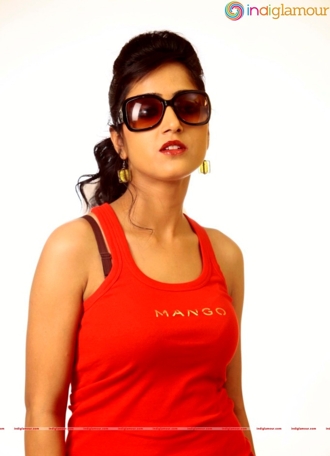 Divya Singh Actress hd photo