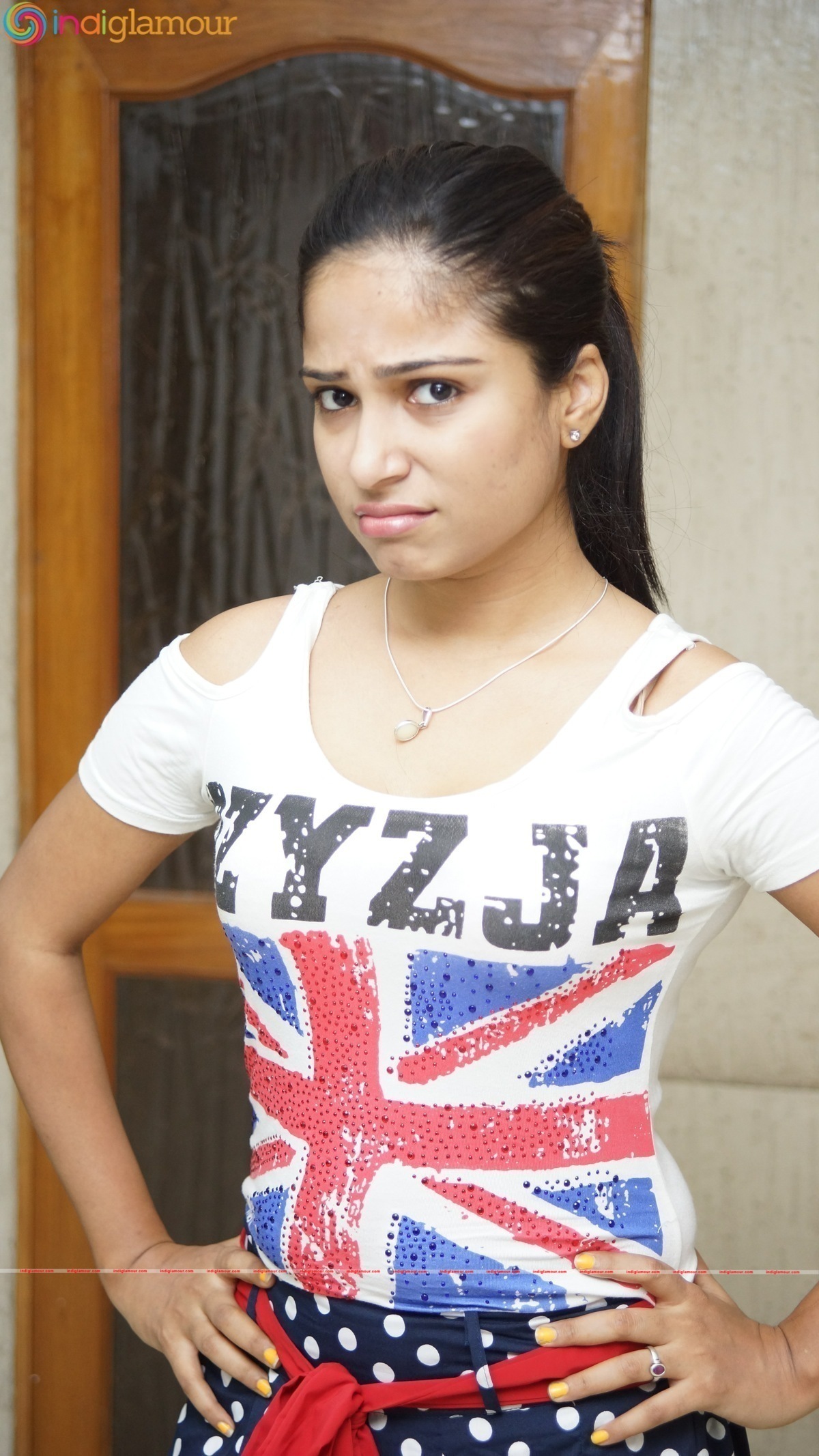 Vrushali Gosavi Actress hd photo