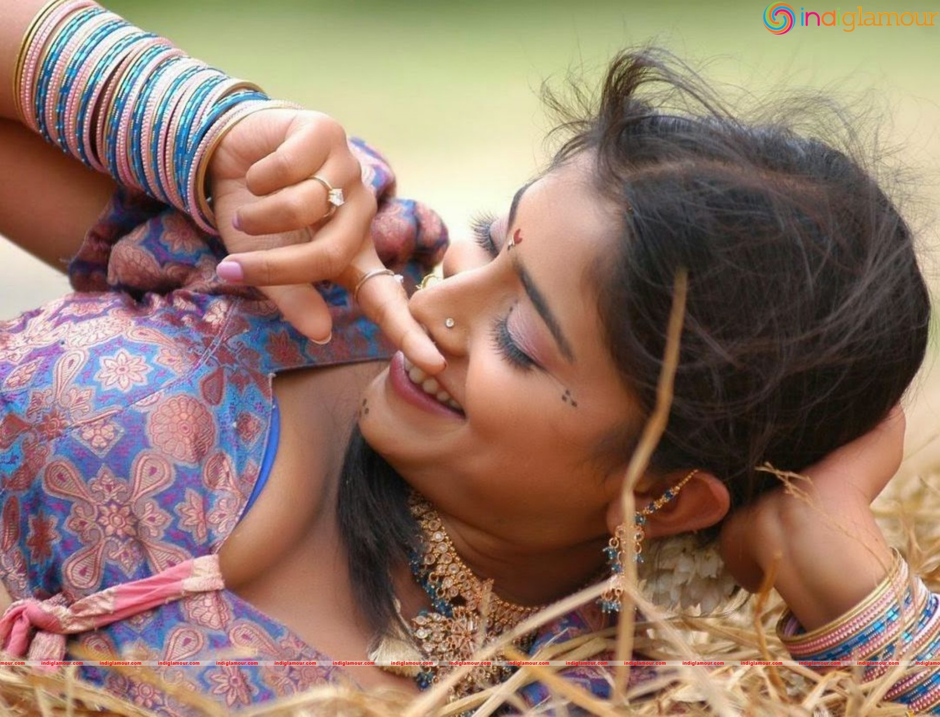 Shriya Saran Actress hd photo