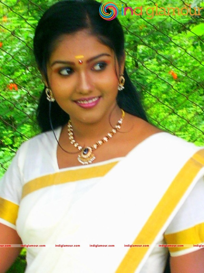 Actress Sushma Prakash New Photoshoot Images Actress hd photo