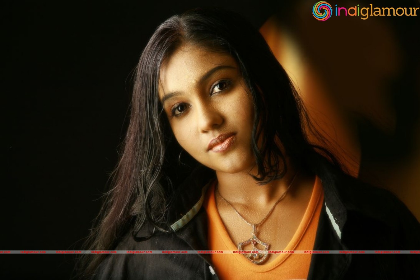 Actress Sushma Prakash New Photoshoot Images Actress hd photo