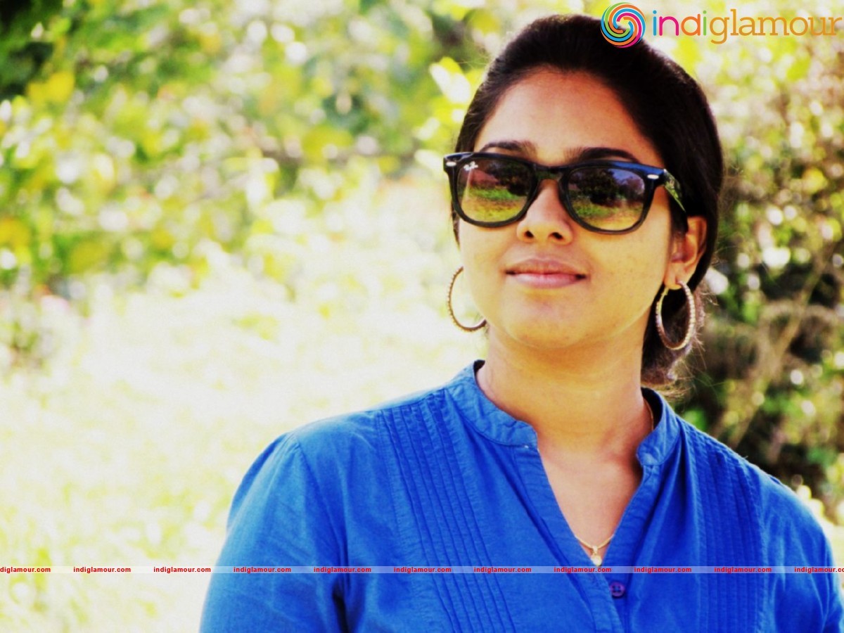 Actress Sushma Prakash New Photoshoot Images Actress hd photo
