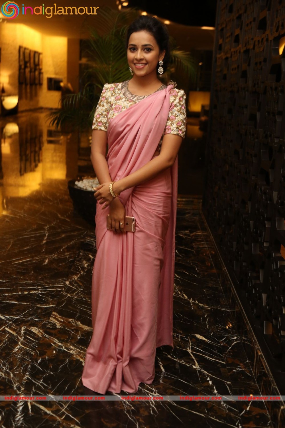 Sri Divya Actress hd photo