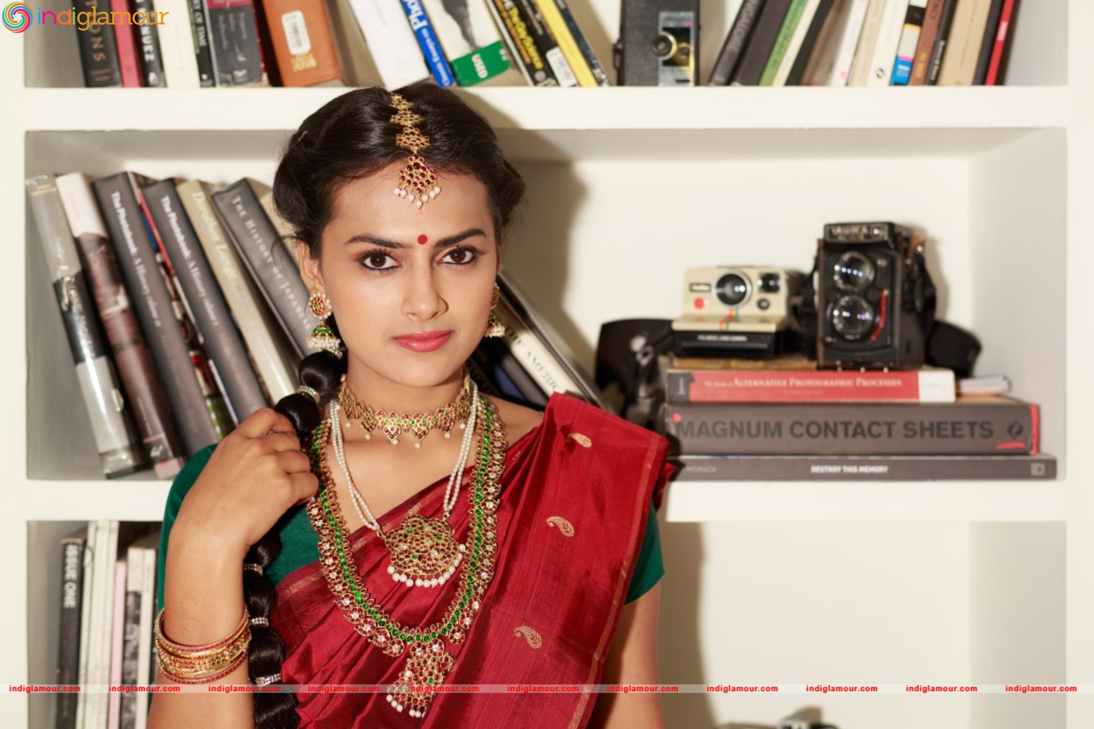 Shraddha Srinath Actress hd photo