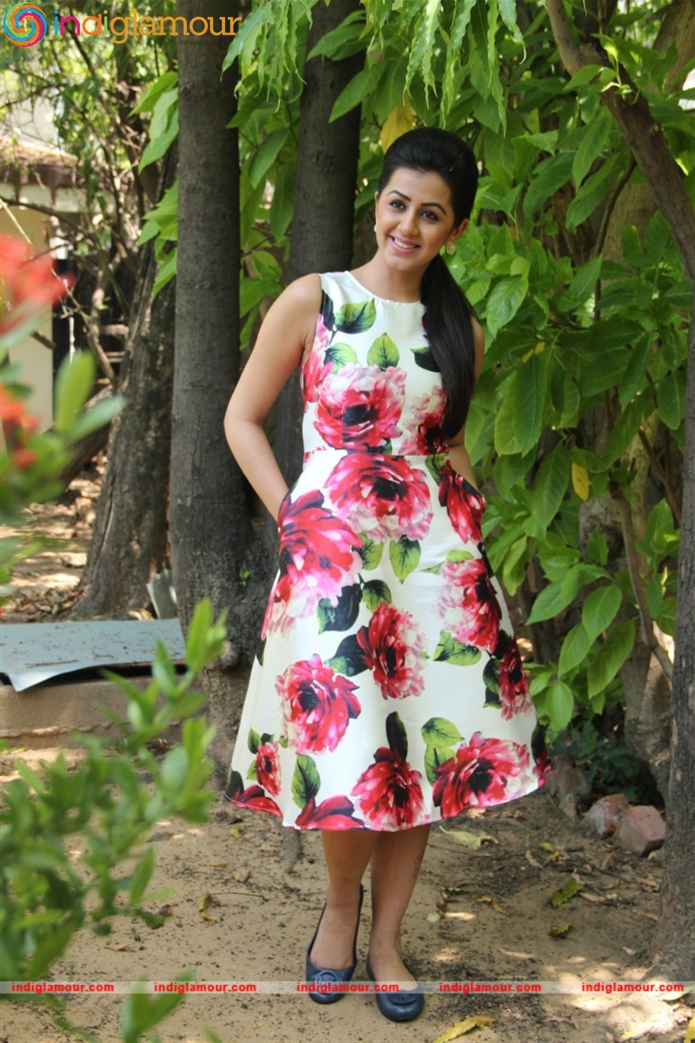 Nikki Galrani Actress hd photo
