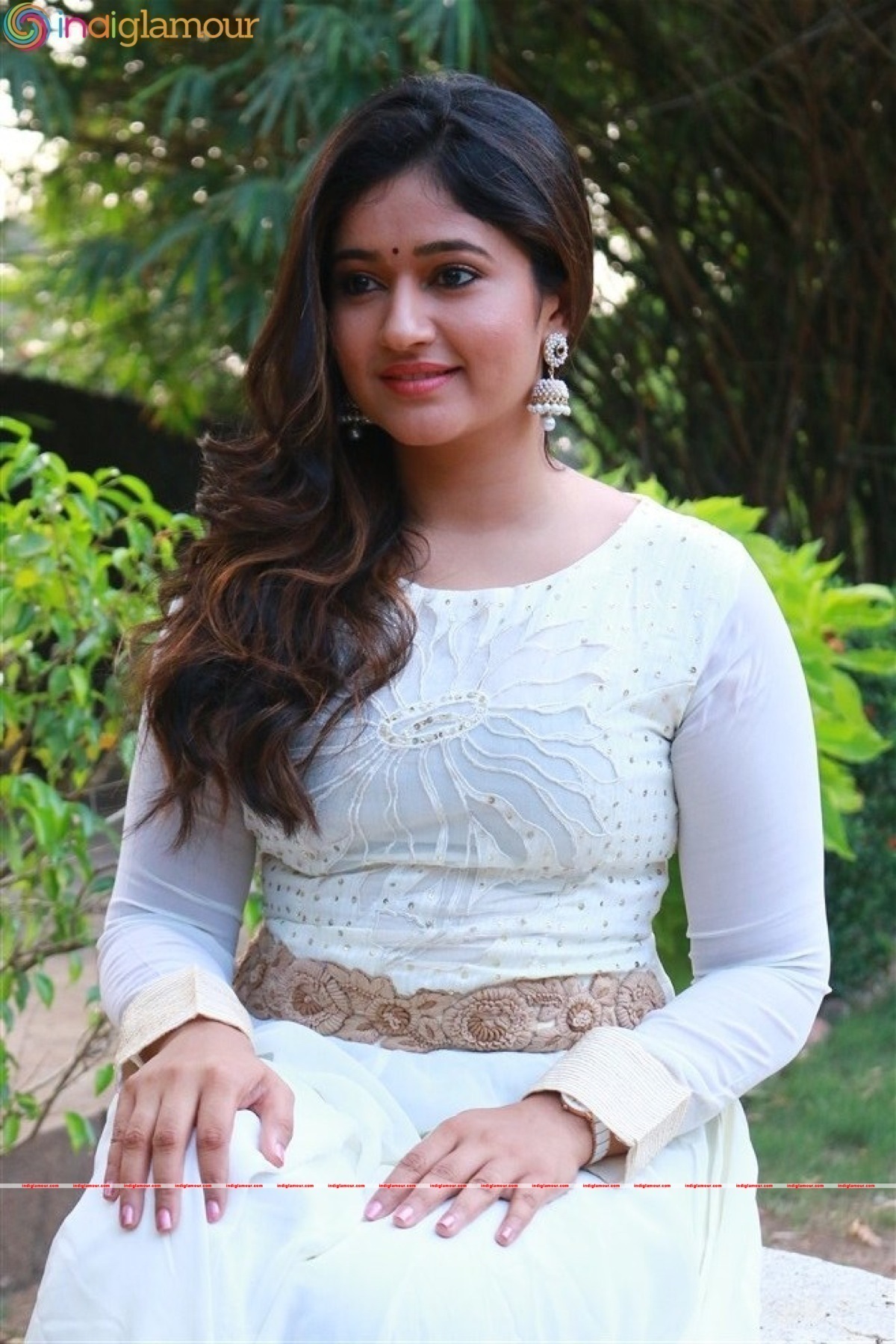 Poonam Bajwa Actress hd photo