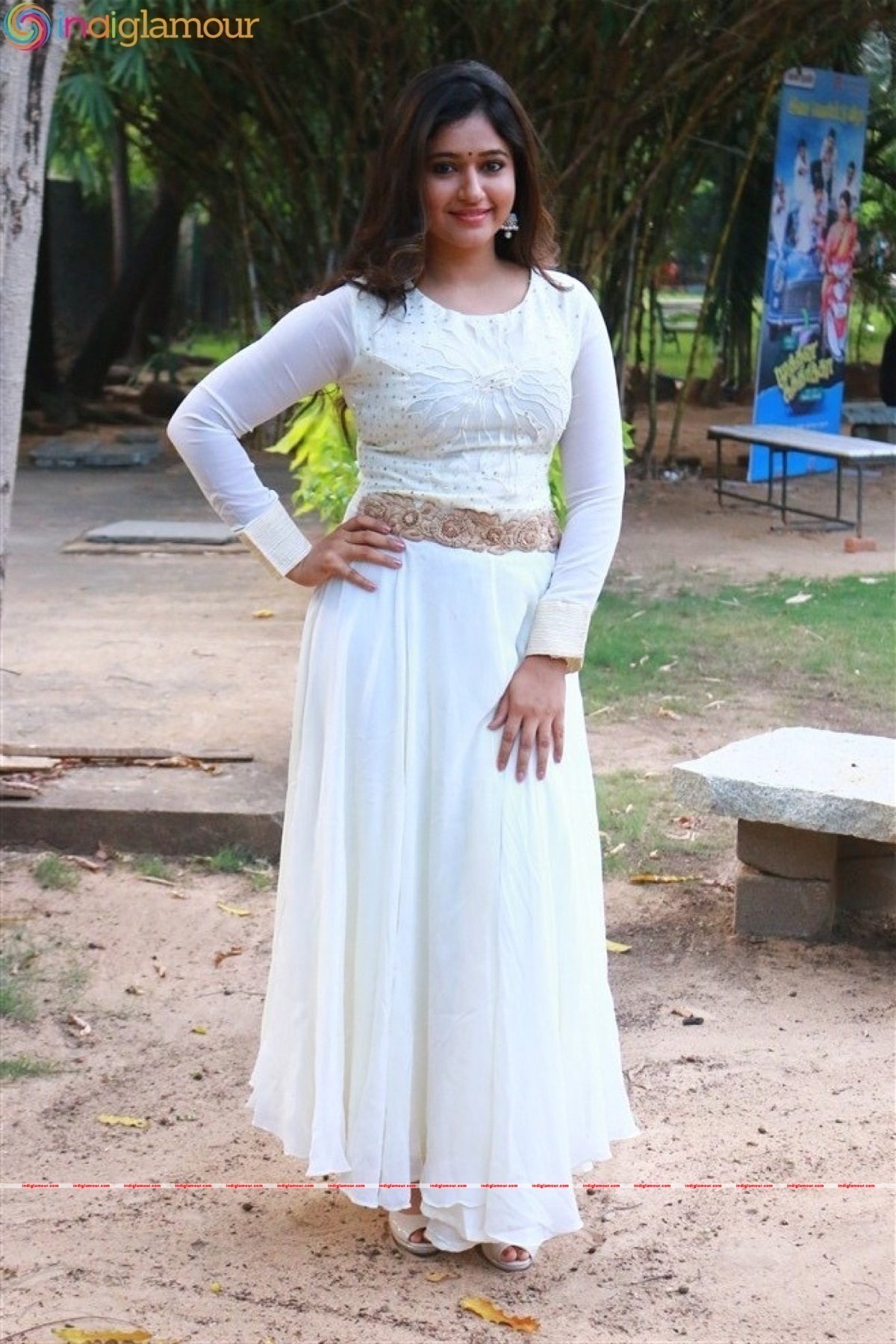 Poonam Bajwa Actress hd photo