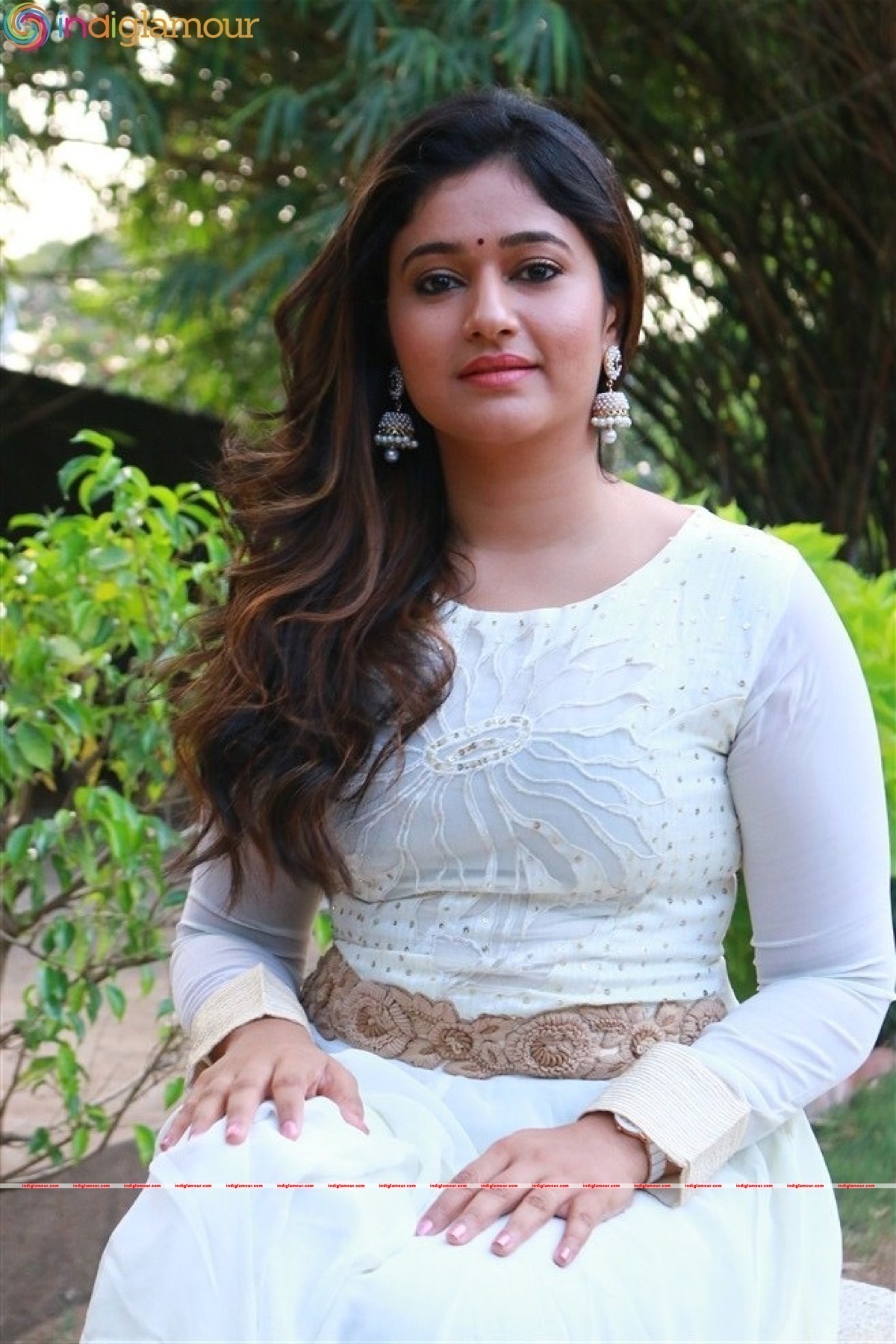 Poonam Bajwa Actress hd photo