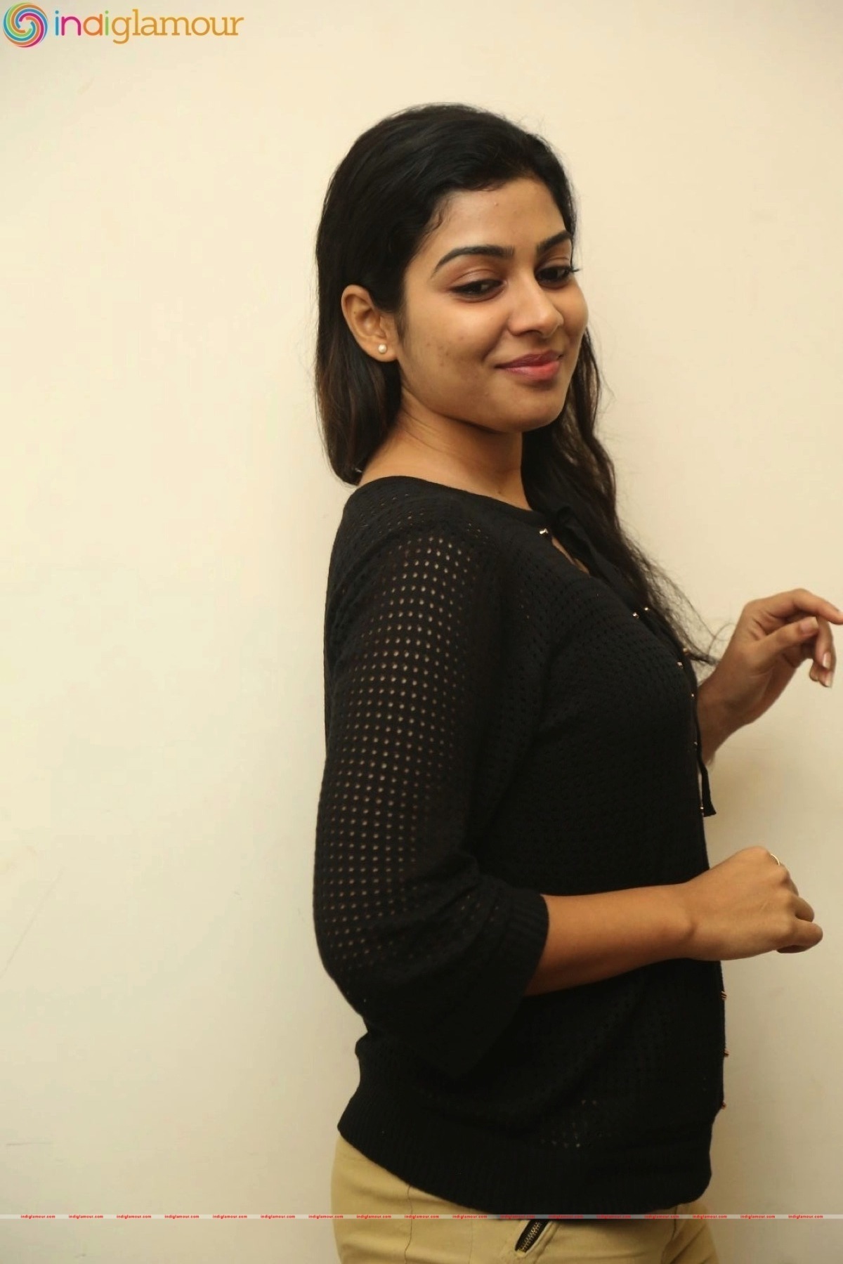 Satna Titus Actress hd photo
