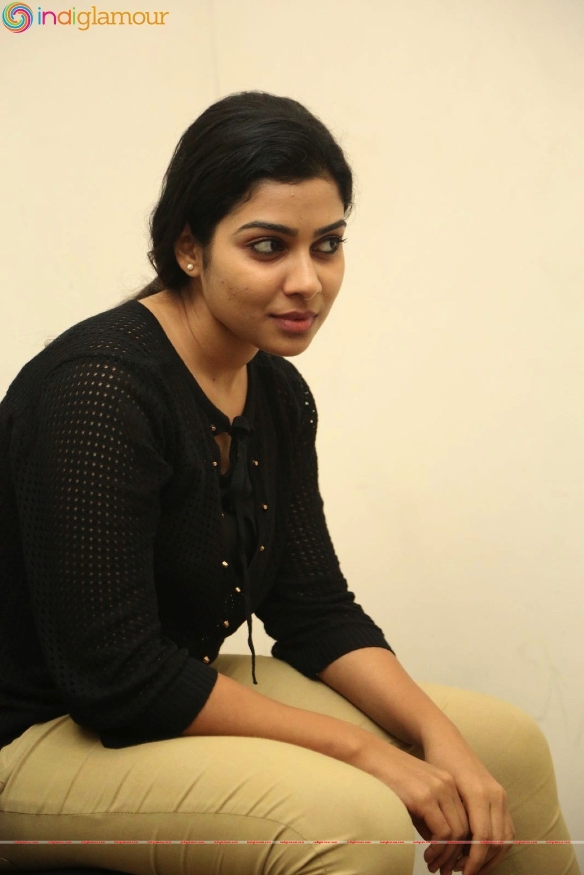 Satna Titus Actress hd photo