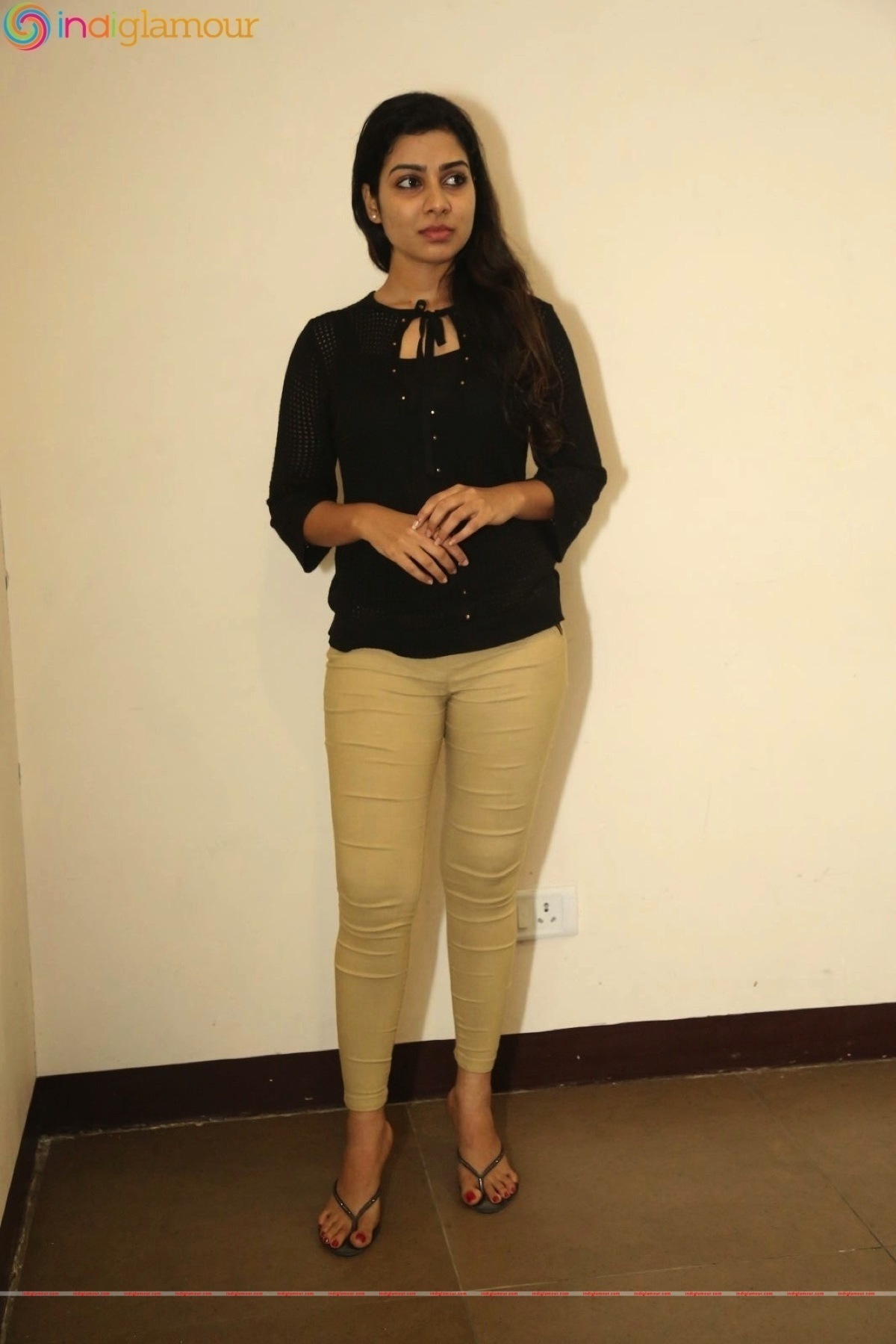 Satna Titus Actress hd photo