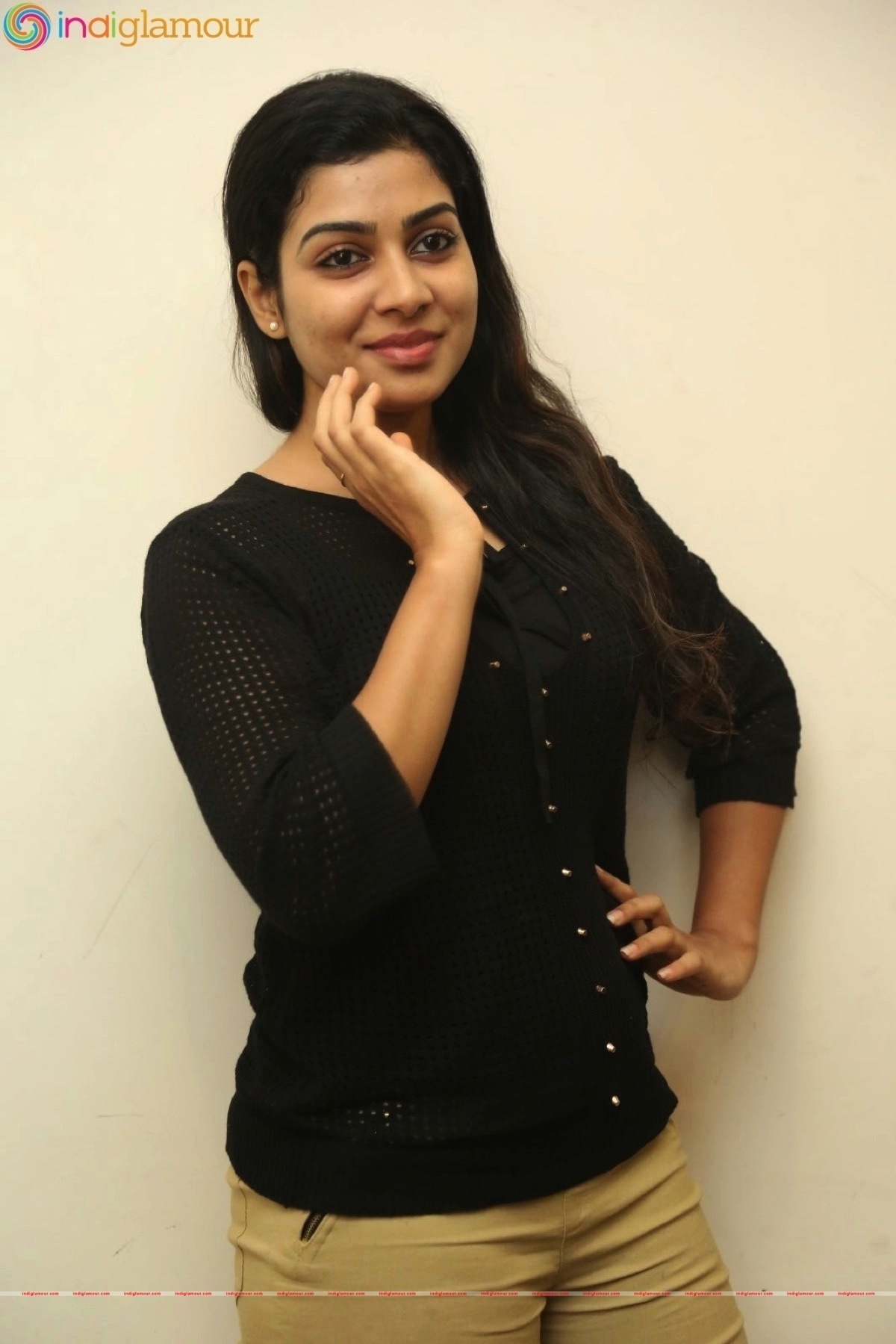 Satna Titus Actress hd photo