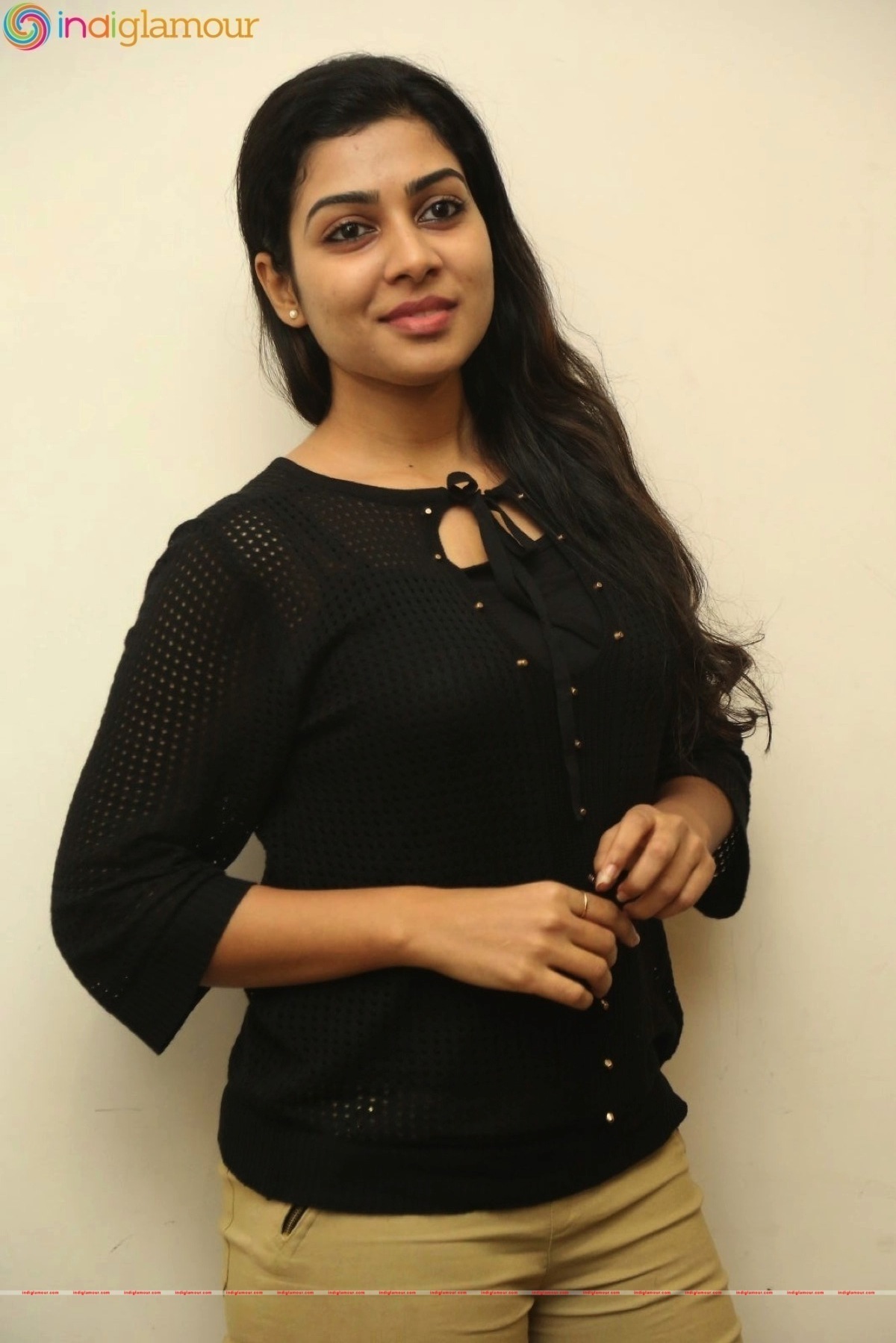 Satna Titus Actress hd photo