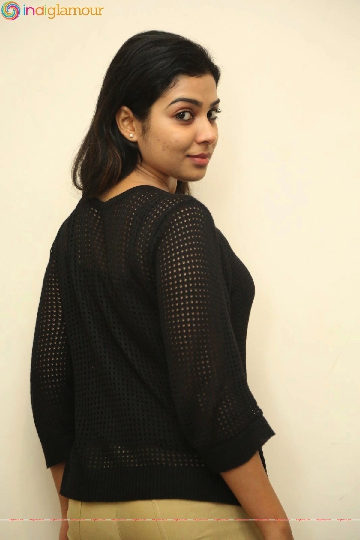 Satna Titus Actress hd photo