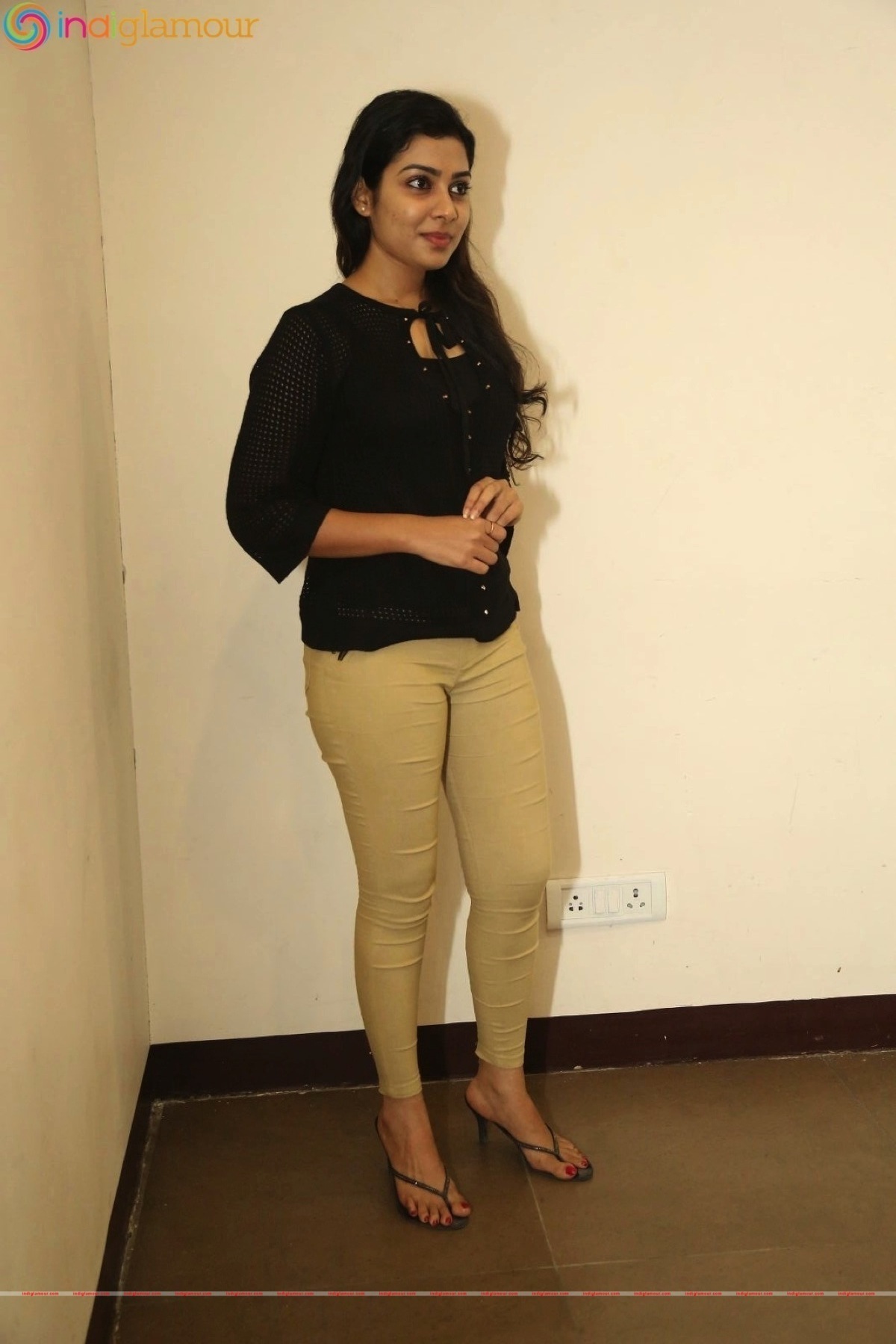 Satna Titus Actress hd photo