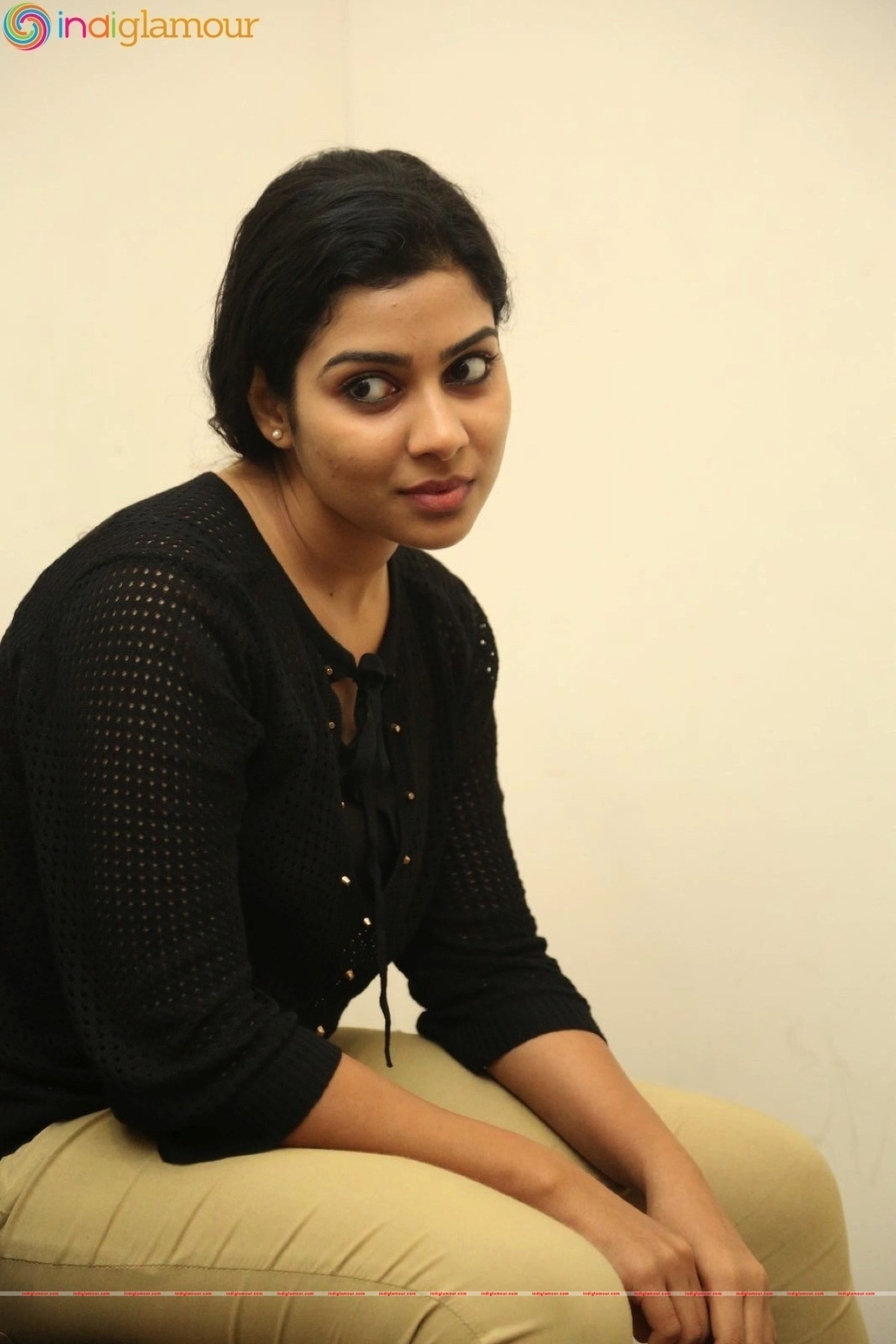 Satna Titus Actress hd photo