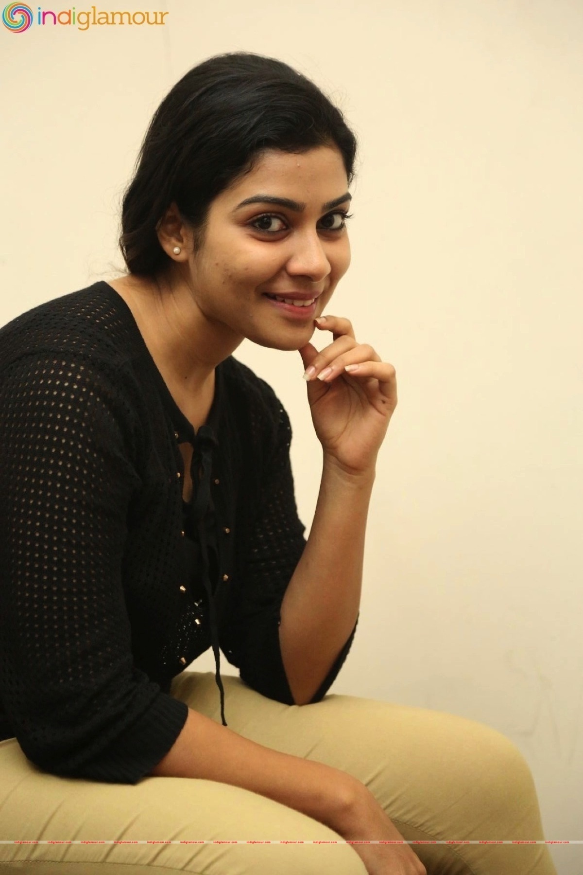 Satna Titus Actress hd photo