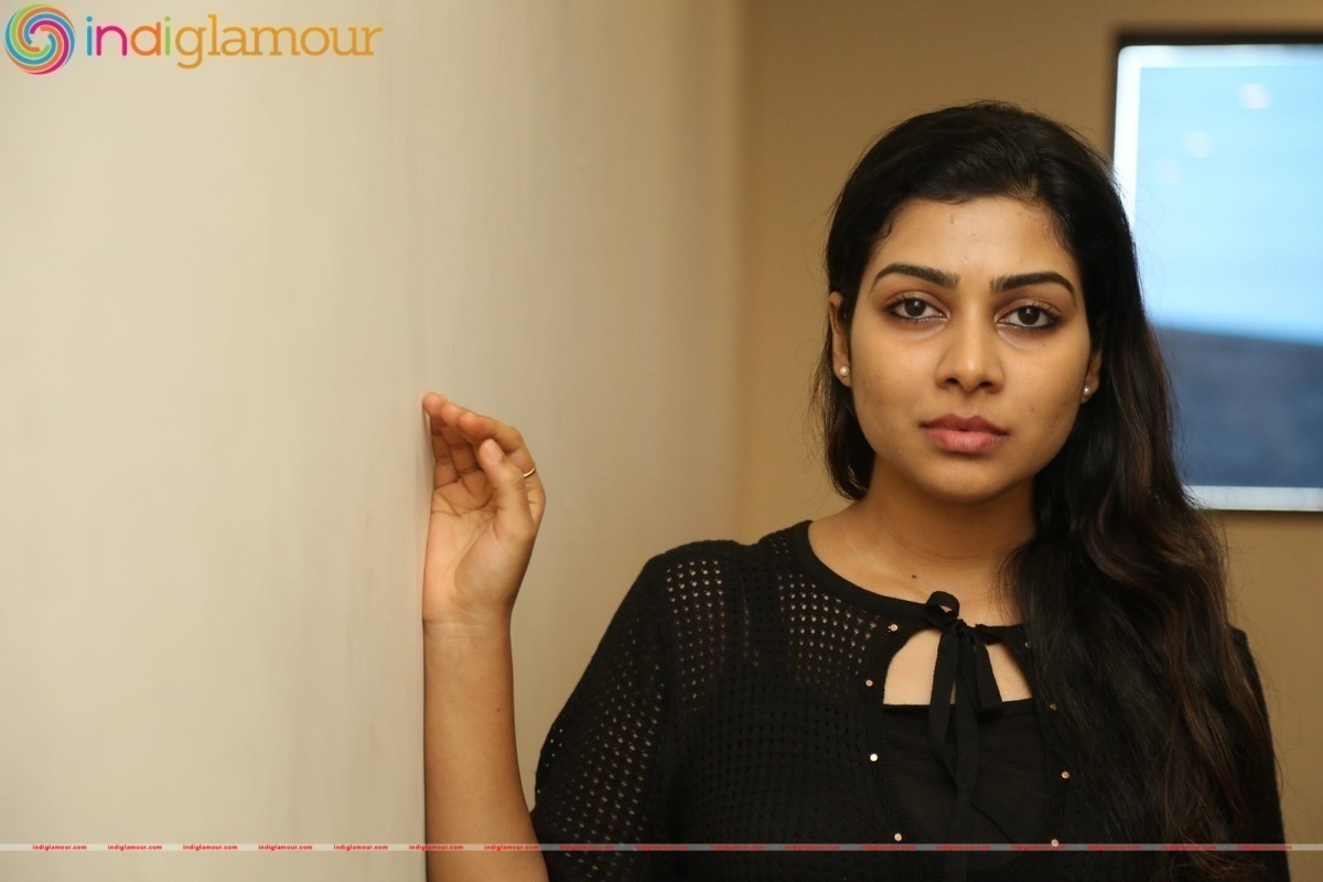 Satna Titus Actress hd photo