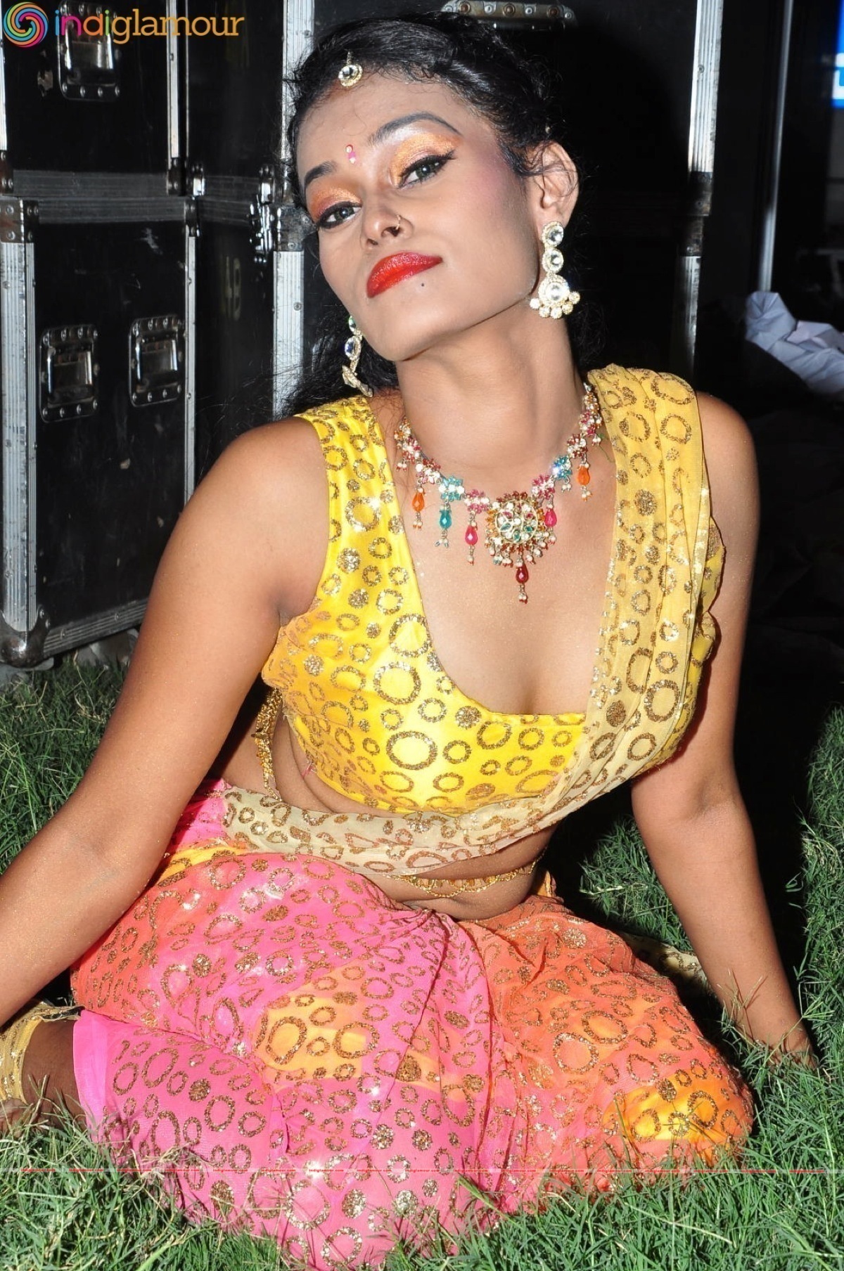 Nisha Actress hd photo
