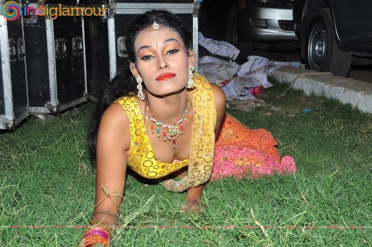 Nisha Actress hd photo