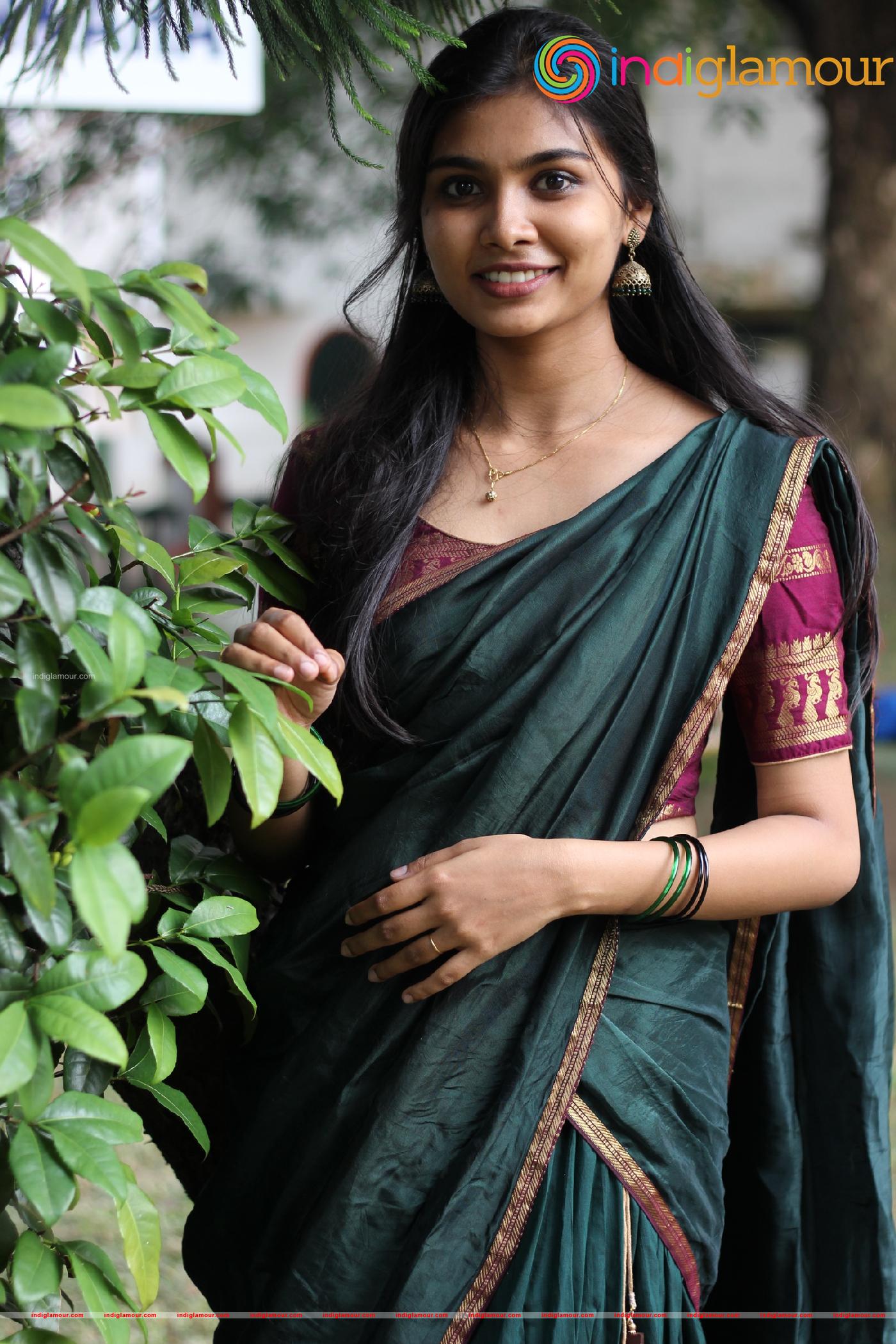 Ashna Sudheer Actress hd photo