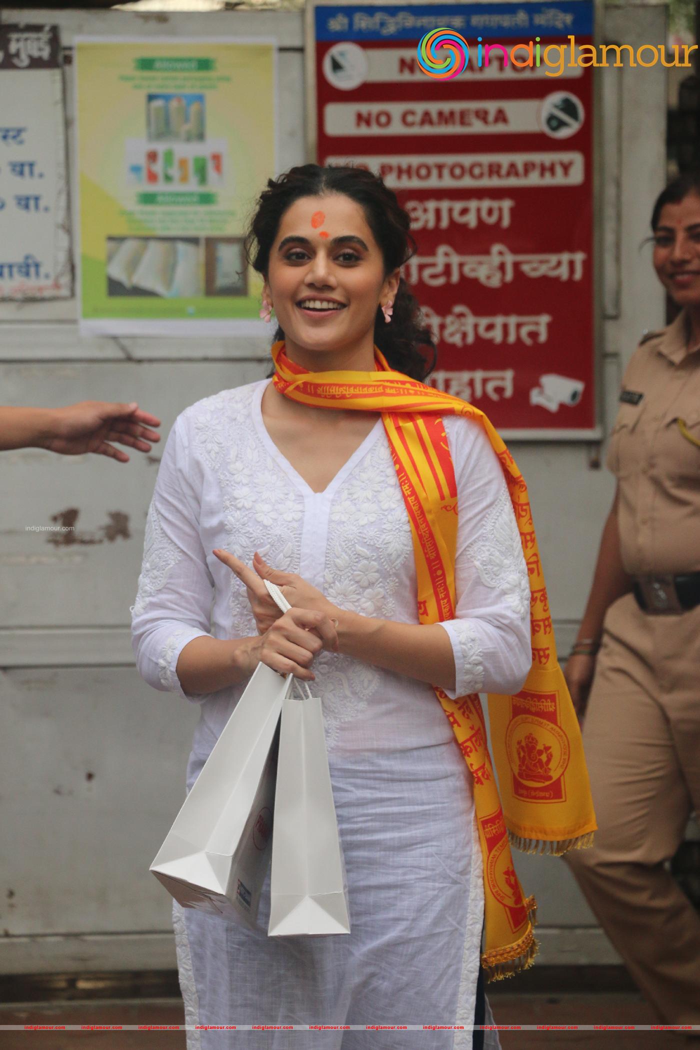 Taapsee Pannu Actress hd photo