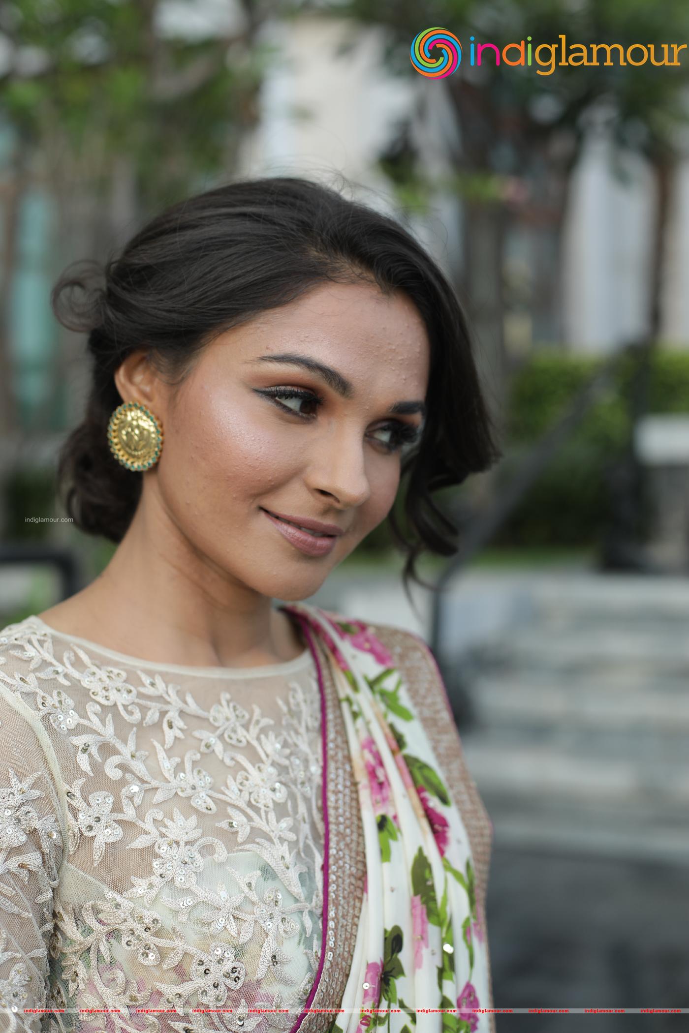 Andrea Jeremiah Actress hd photo