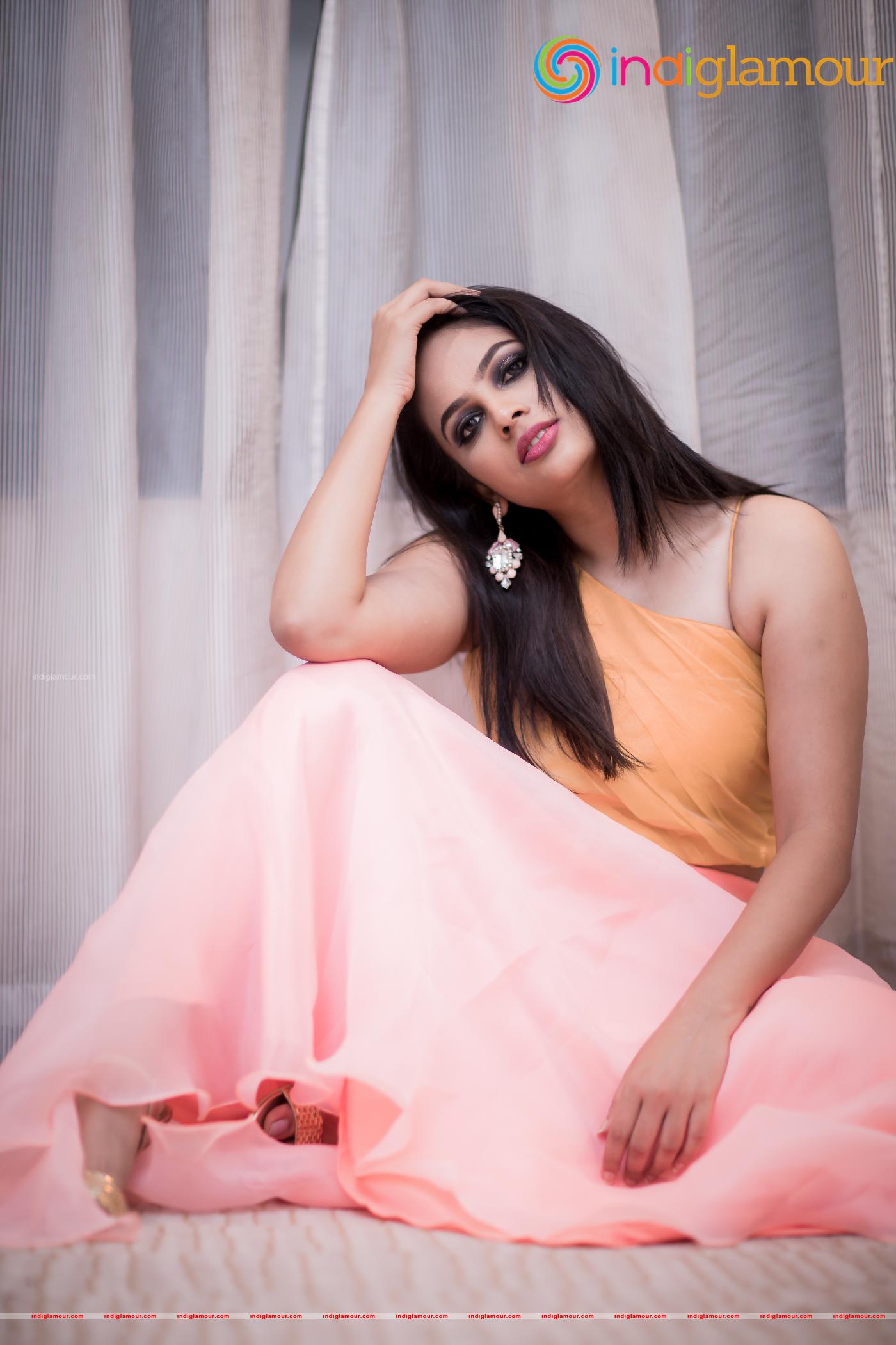 Nandita Swetha Actress hd photo