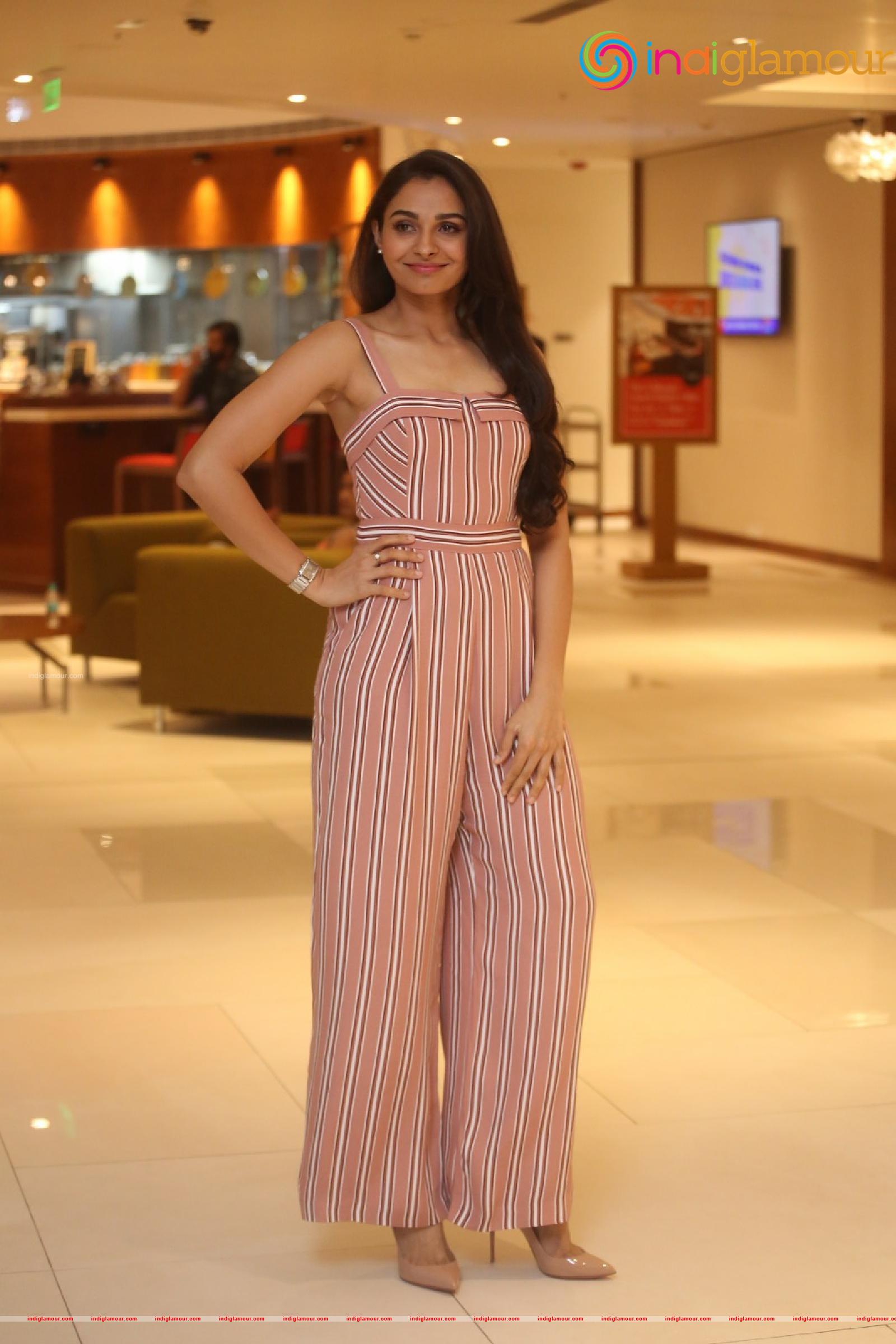 Andrea Jeremiah Actress hd photo