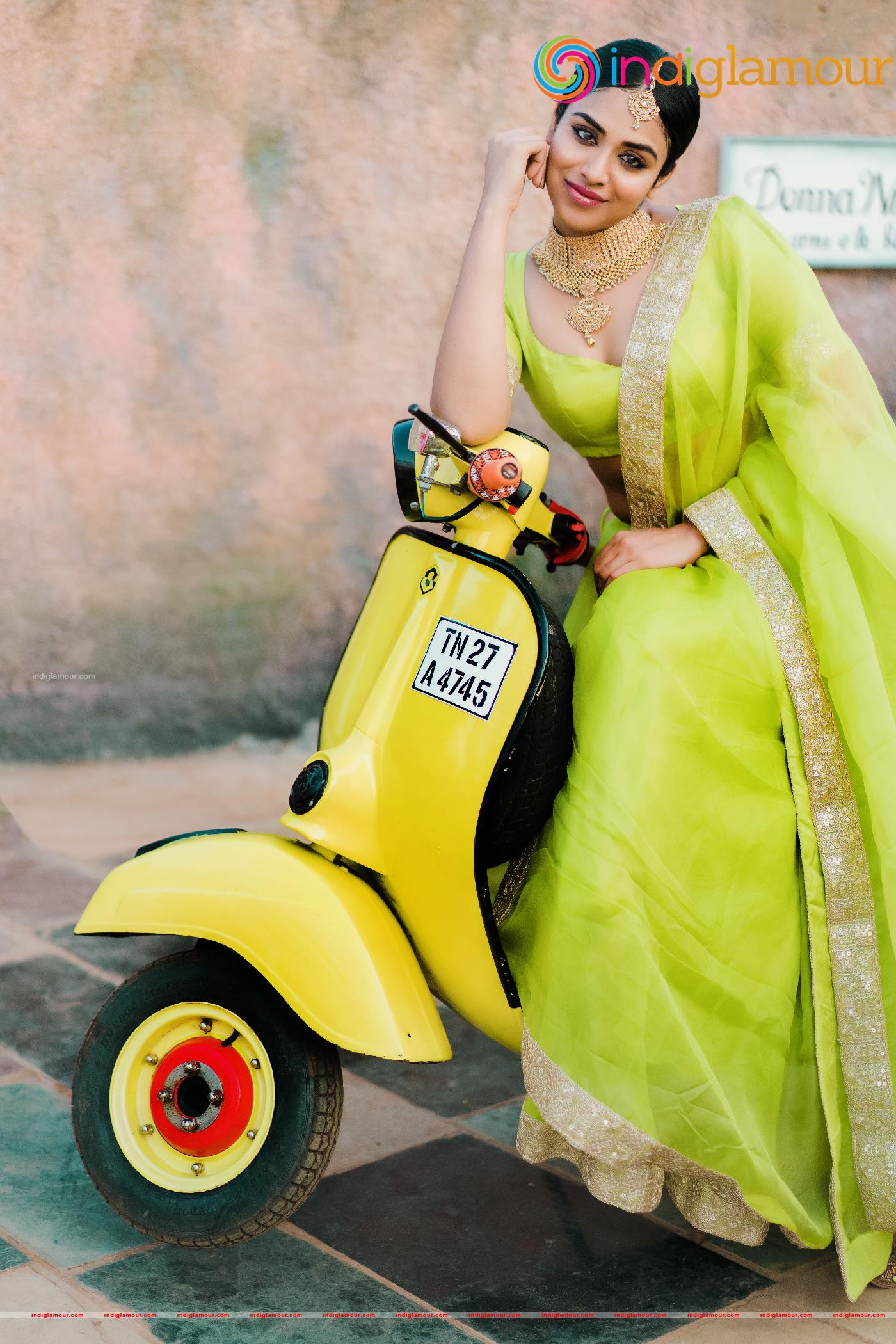 Indhuja Ravichandran Actress hd photo