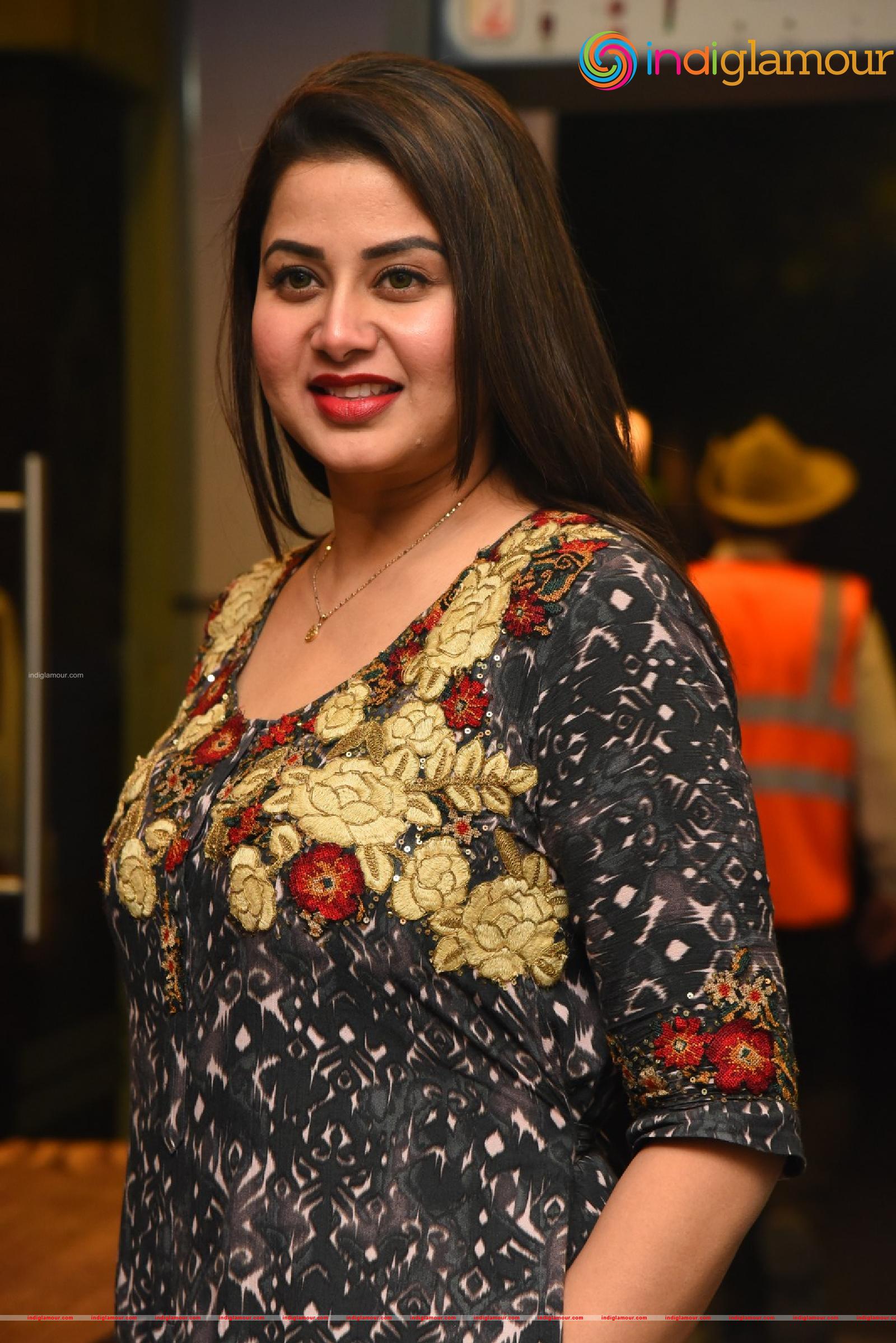 Sangeetha Actress hd photo