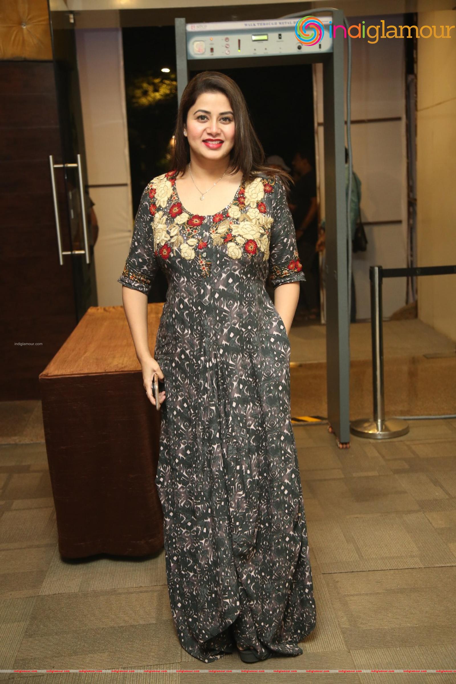 Sangeetha Actress hd photo