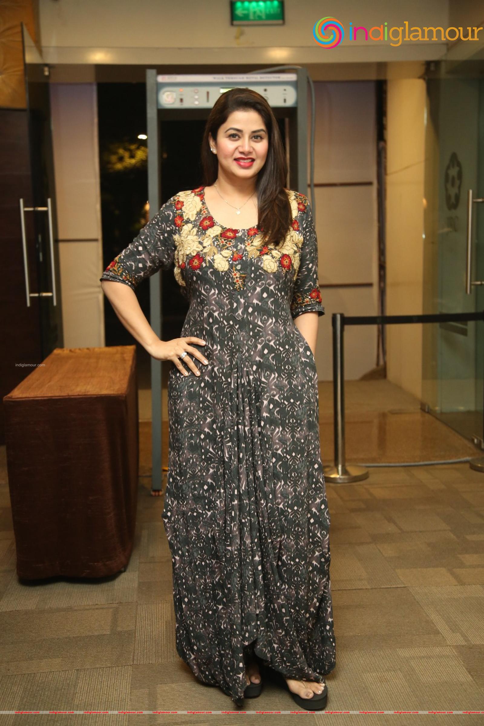 Sangeetha Actress hd photo