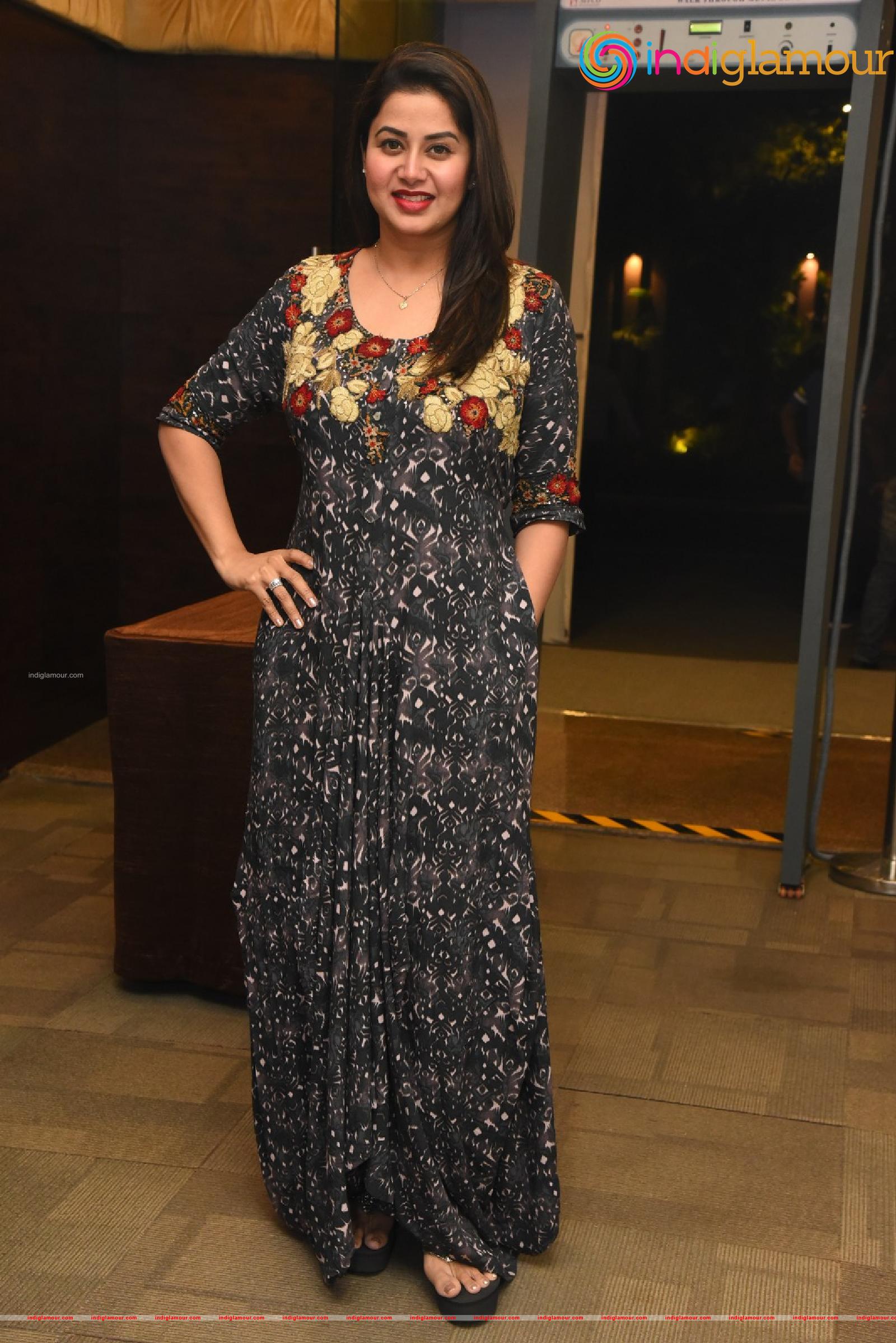 Sangeetha Actress hd photo