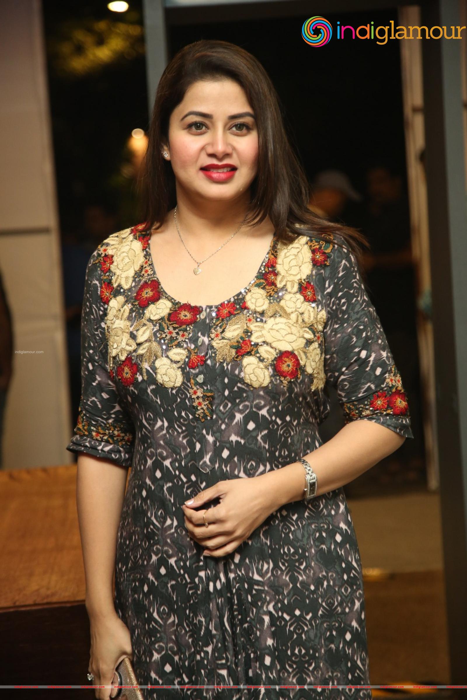 Sangeetha Actress hd photo