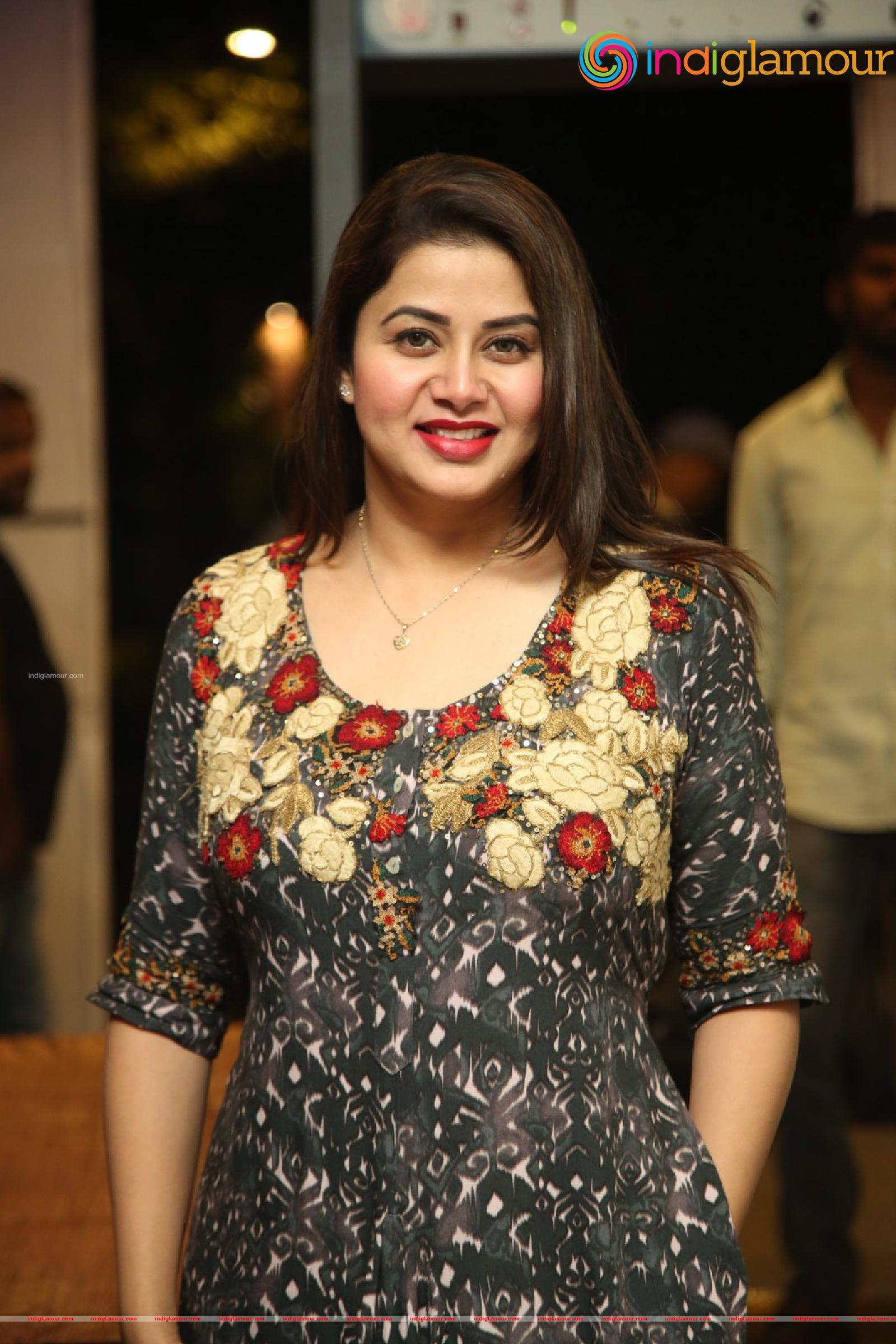 Sangeetha Actress hd photo