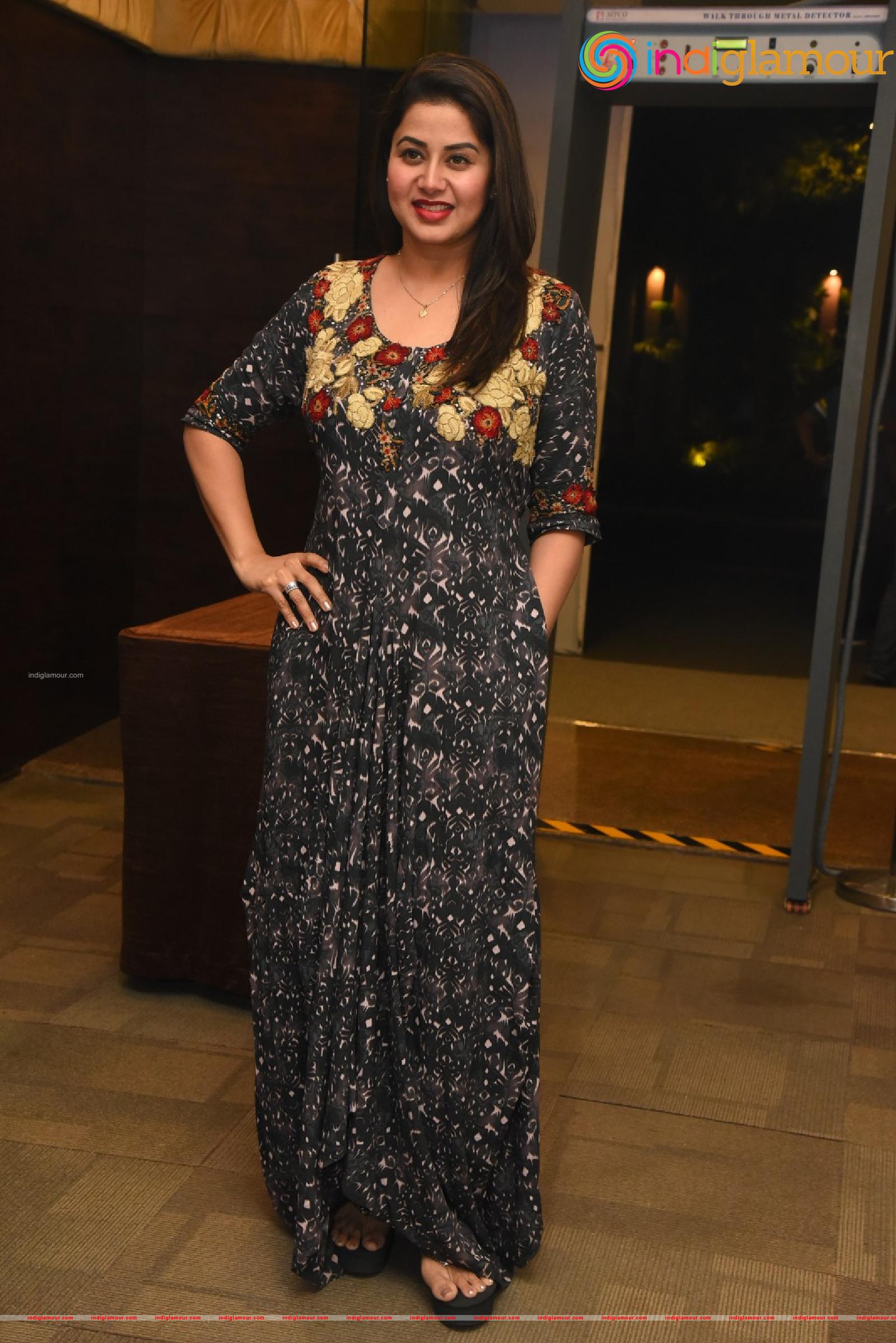 Sangeetha Actress hd photo