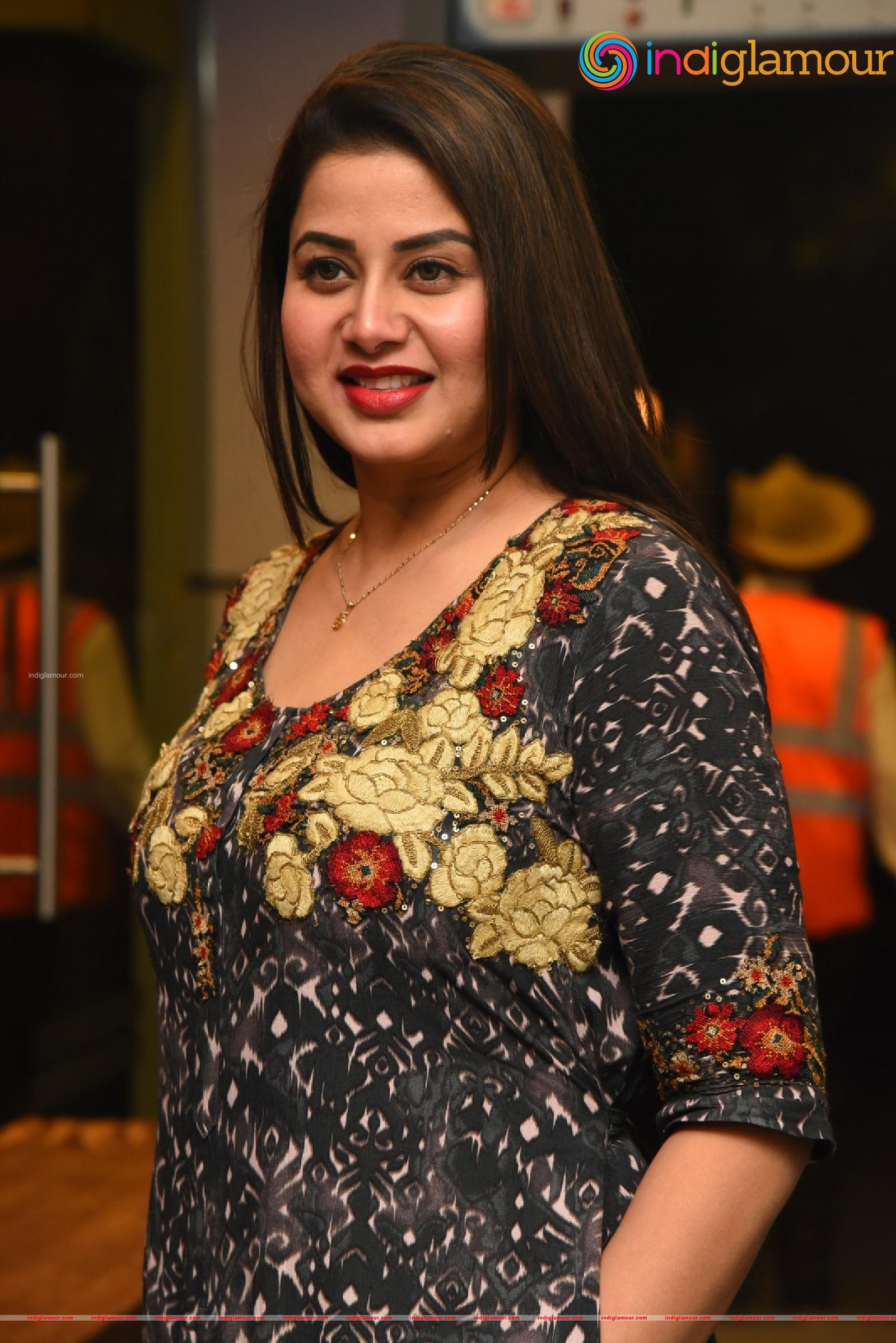 Sangeetha Actress hd photo