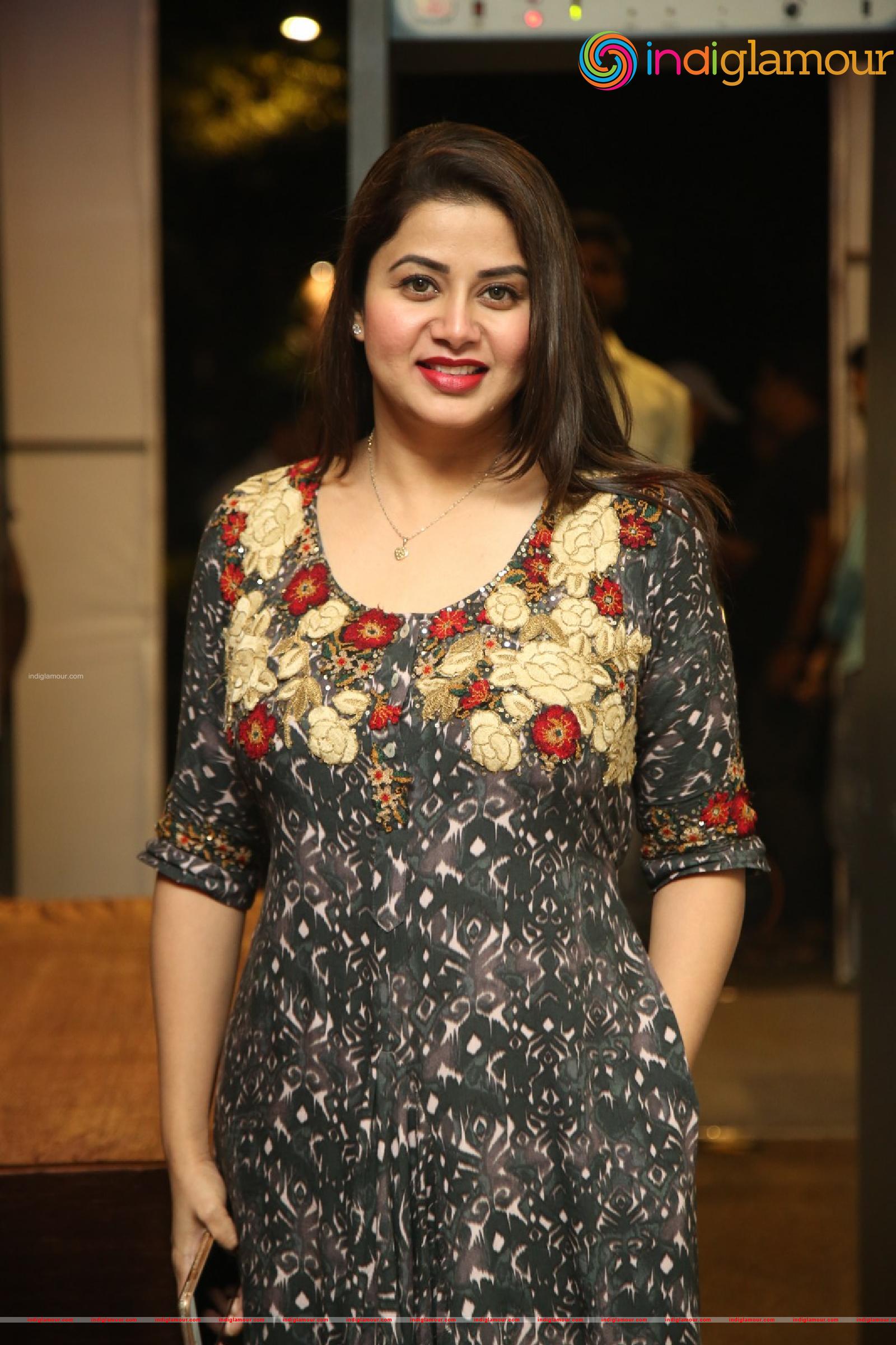 Sangeetha Actress hd photo