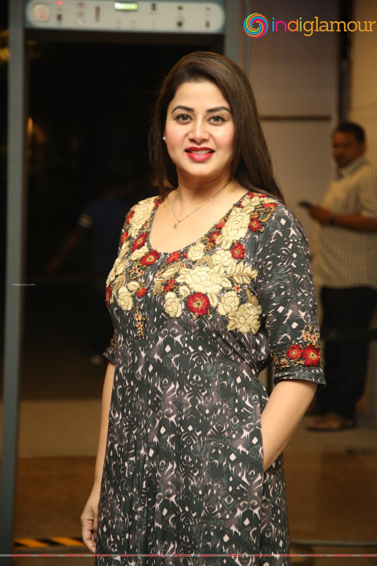 Sangeetha Actress hd photo